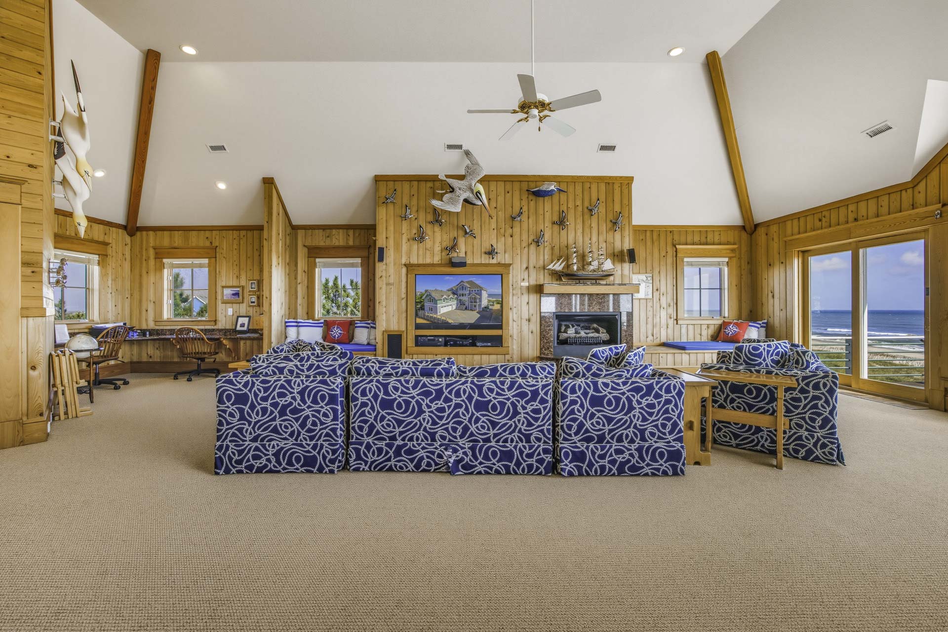 Surf Or Sound Realty 603 Seven Cousins Cottage Great Room 1