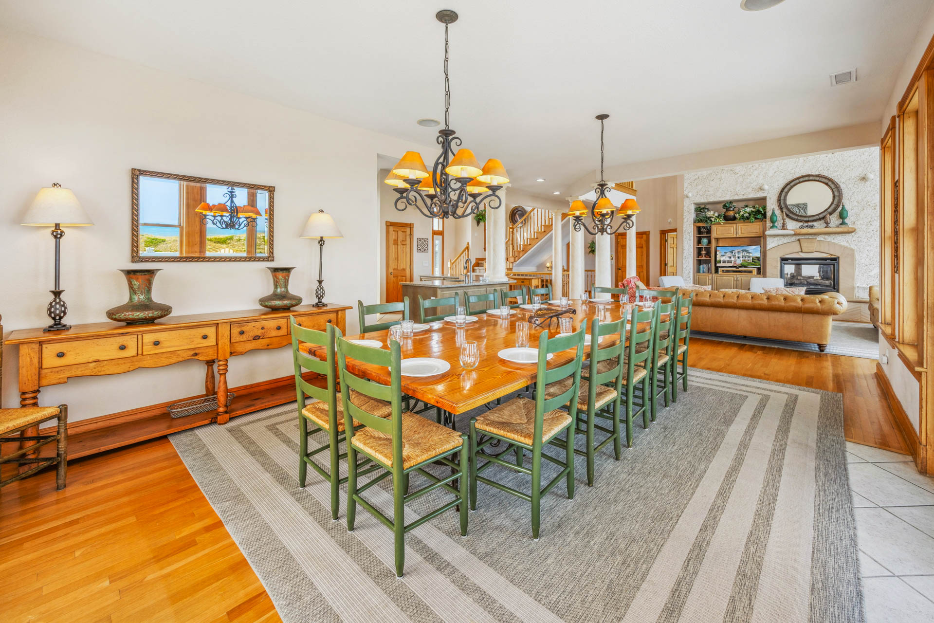 Surf Or Sound Realty 333 Bramasole Dining Area 2