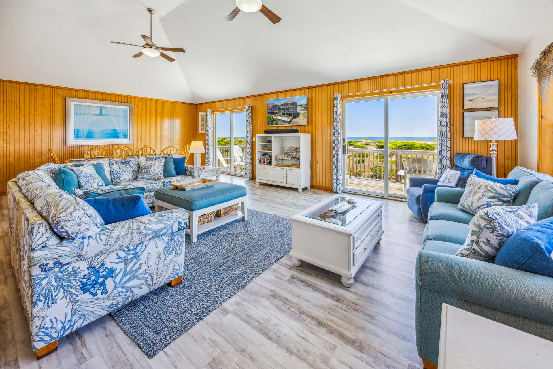 Surf Or Sound Realty 704 A Reel Addiction Great Room 4
