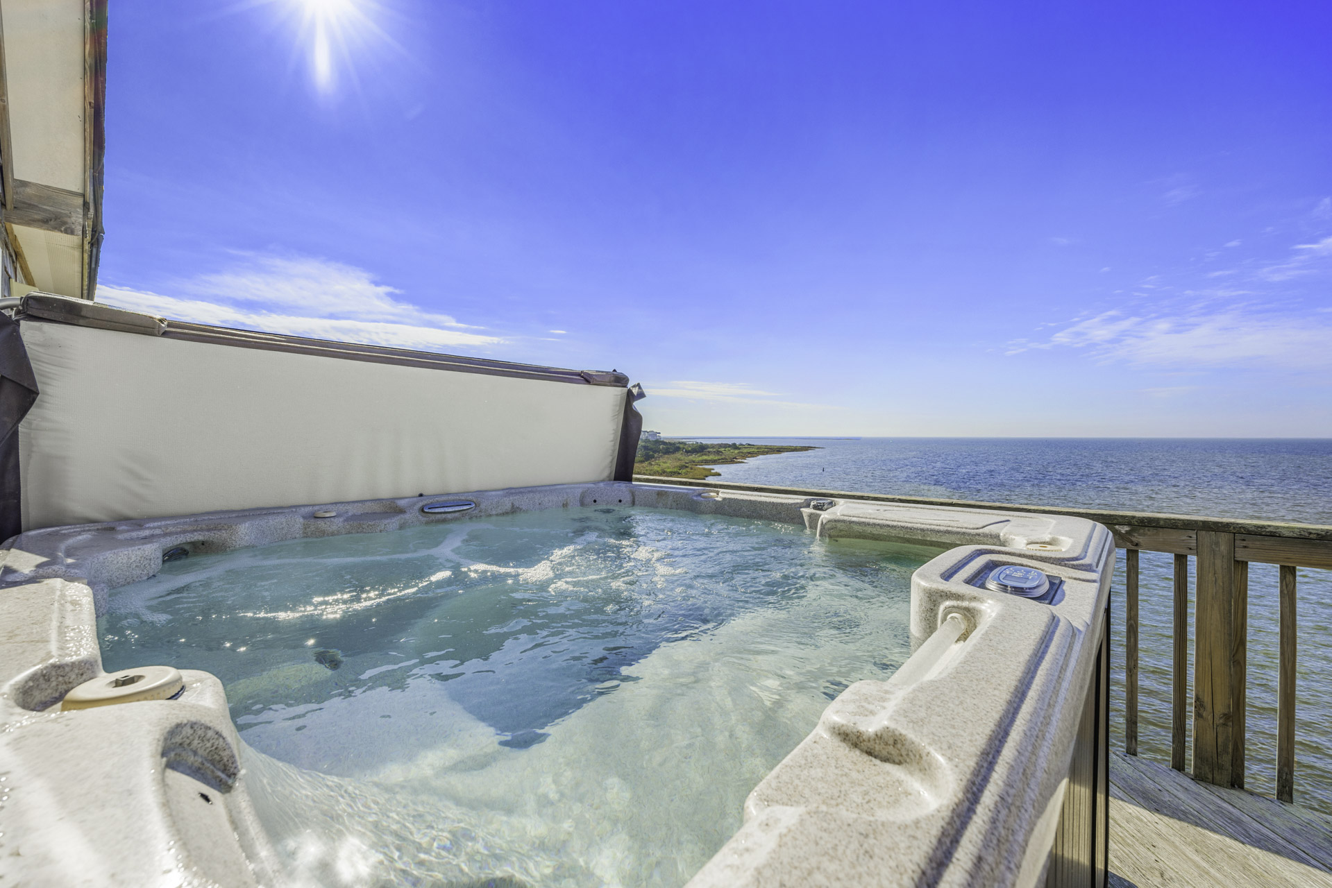 Surf Or Sound Realty 1047 LV 2 Kite Hot Tub 2