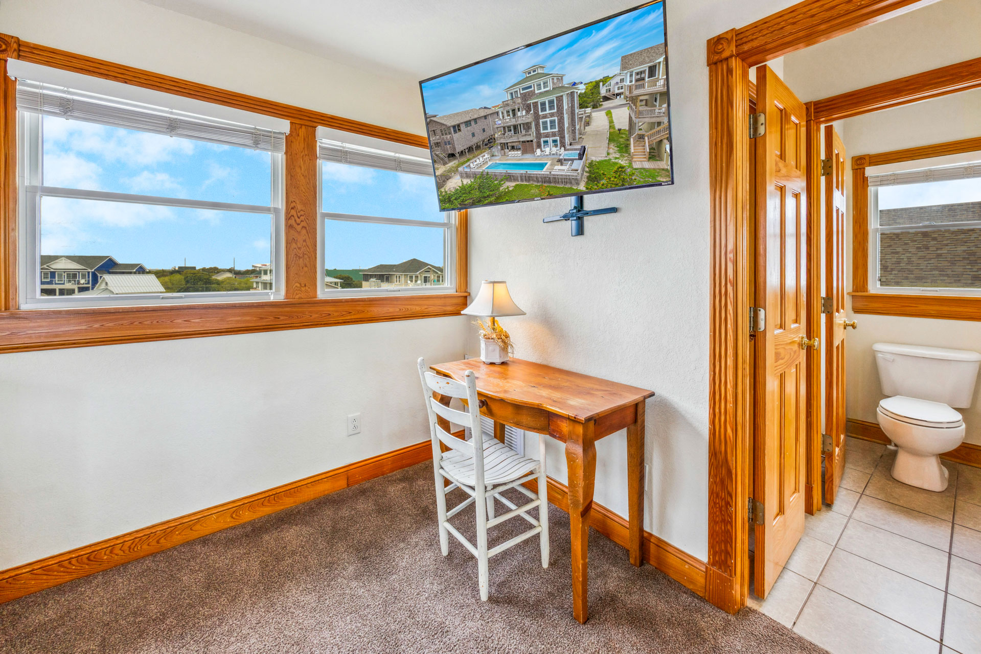 Surf Or Sound Realty 594 Hatteras Escape Bedroom 2 3
