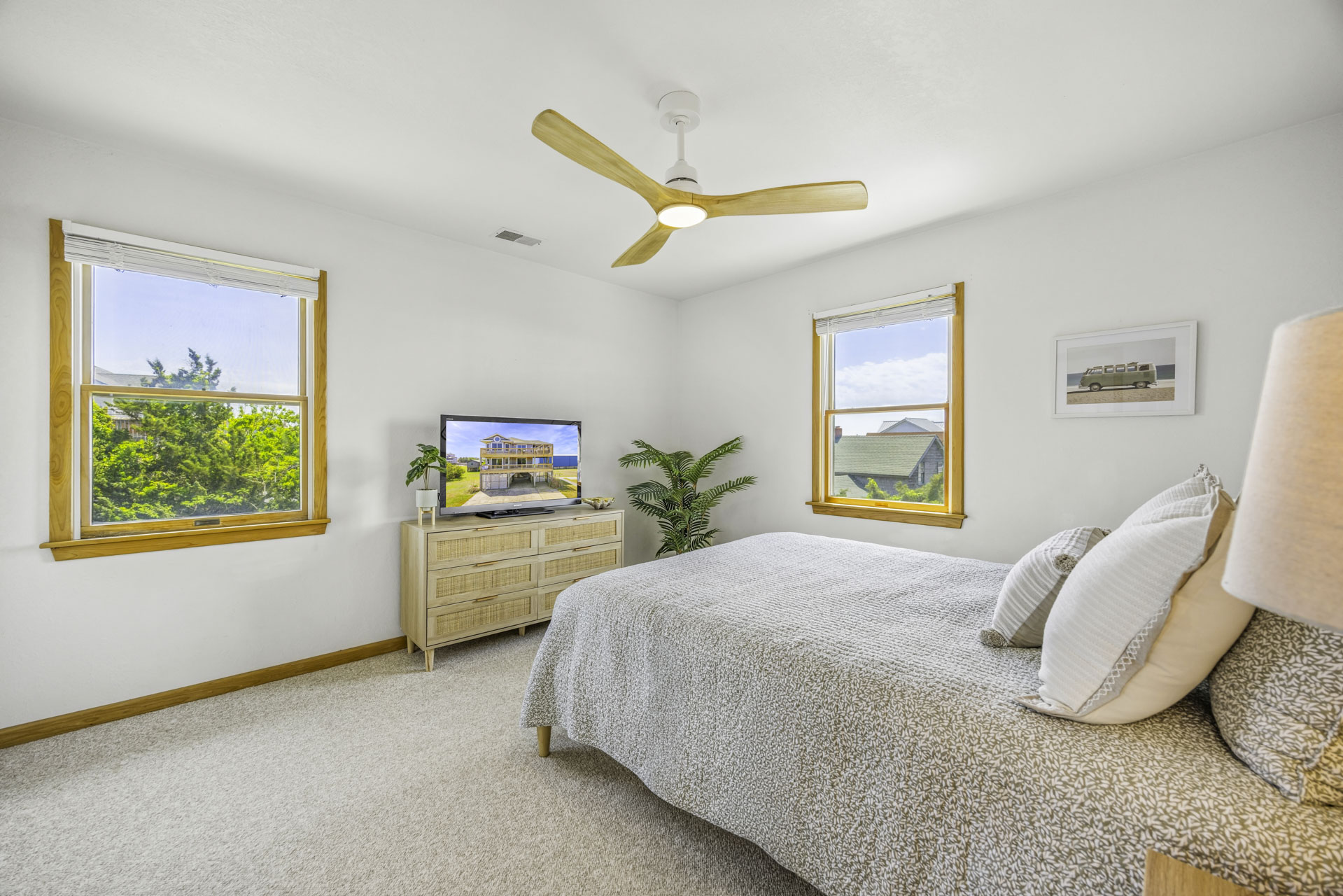 Surf Or Sound Realty 1244 Lokey Livin Bedroom 1 1