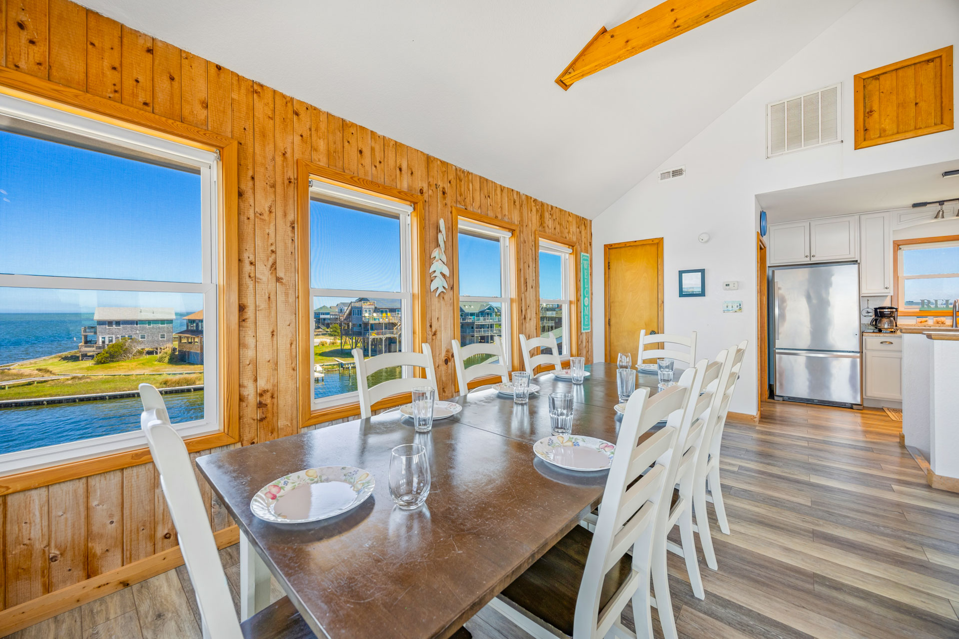 Surf Or Sound Realty 71 Wildwind Dining Area 1