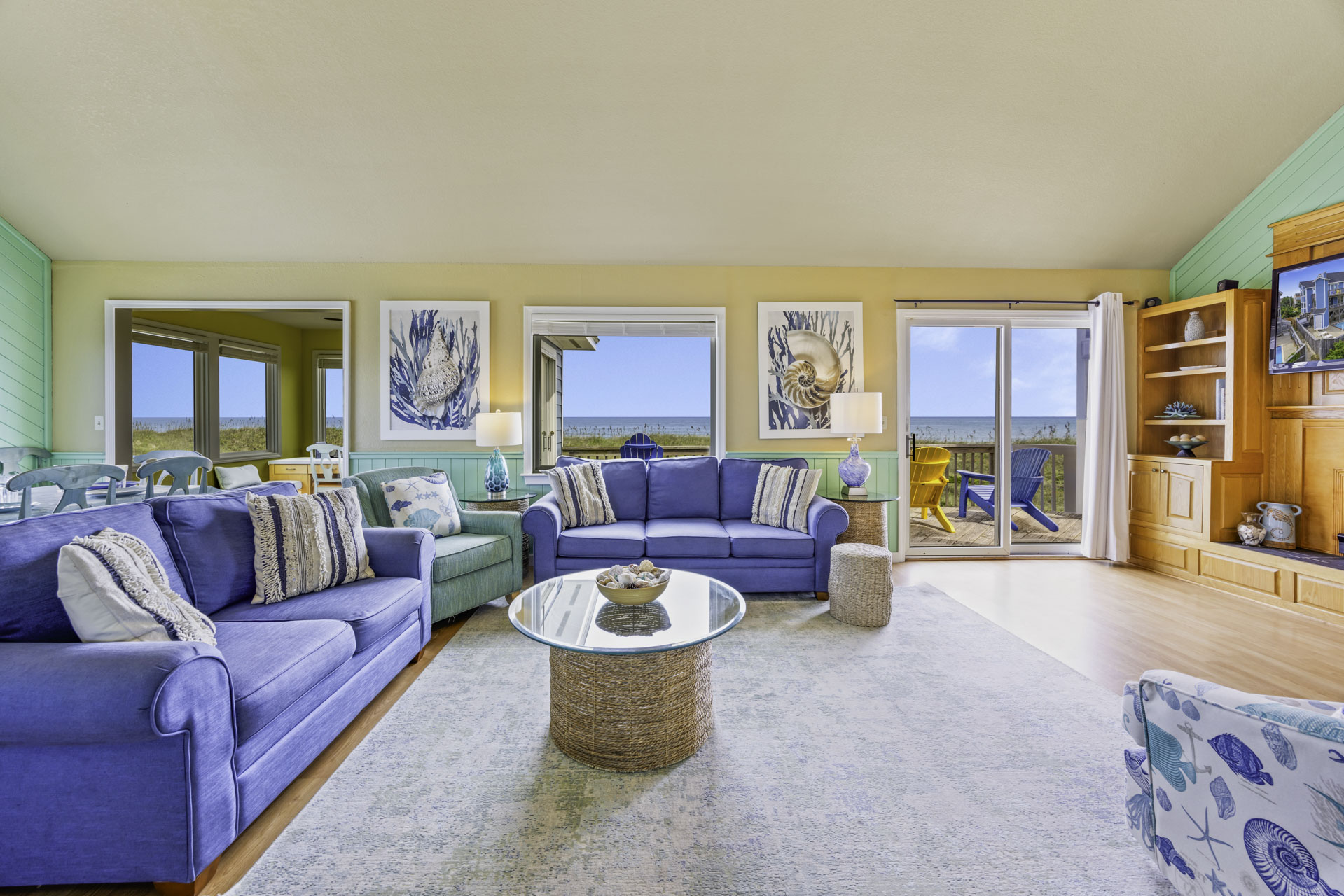 Surf Or Sound Realty 281 Paradise Found Great Room 4