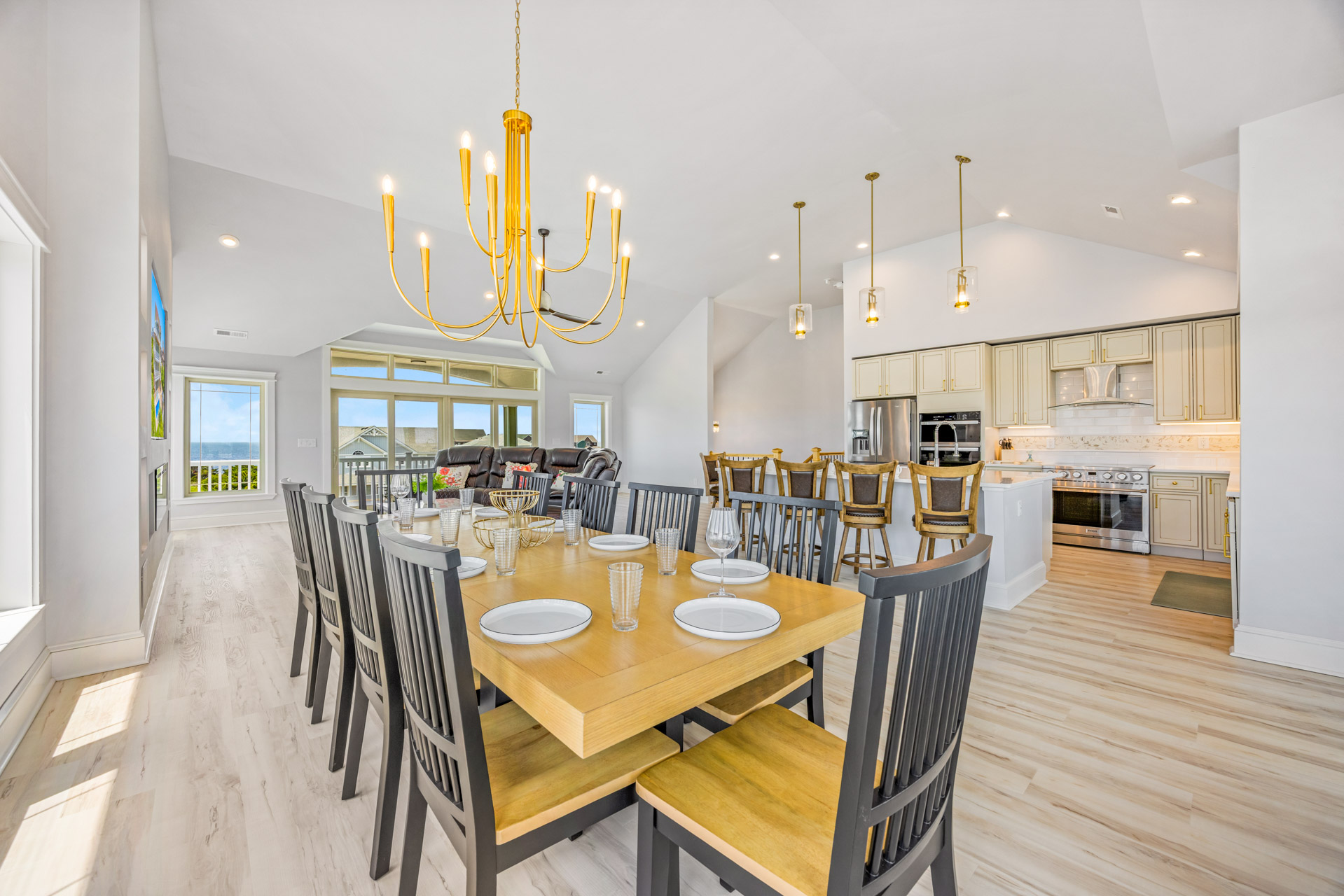 Surf Or Sound Realty 1238 Costa Del Mar Dining Area 4