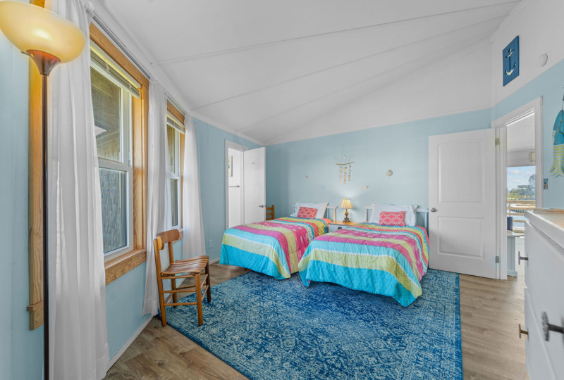 Calypso Hatteras 1158 Surf or Sound