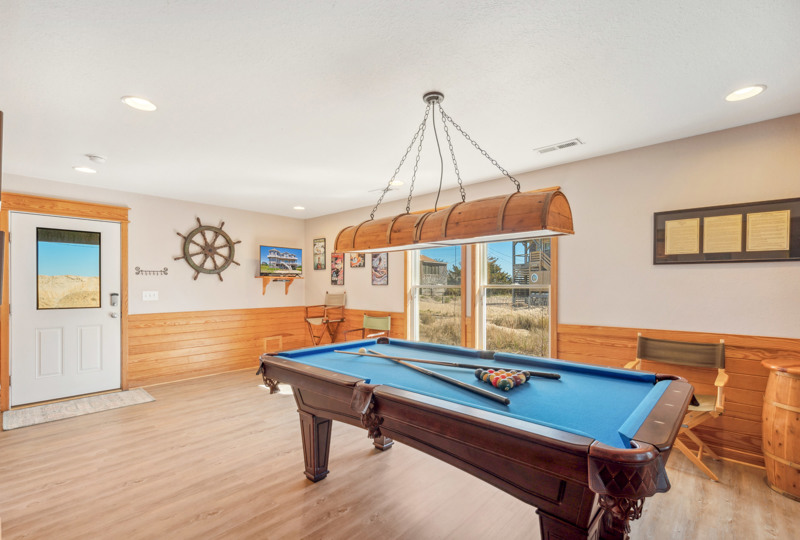 Marooned 893 Surf or Sound