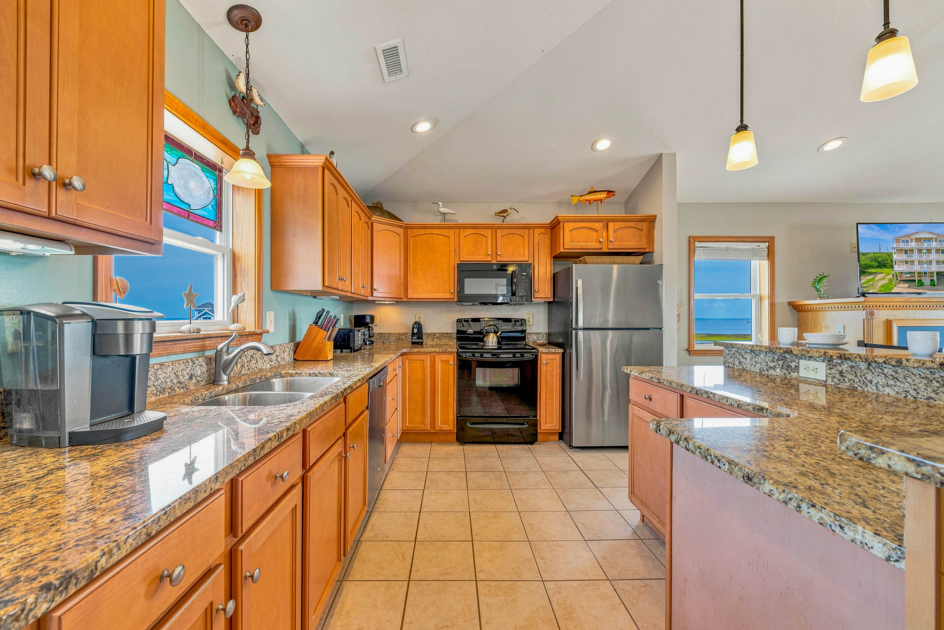 Surf Or Sound Realty 1255 Villa Dolce Vita Kitchen 3
