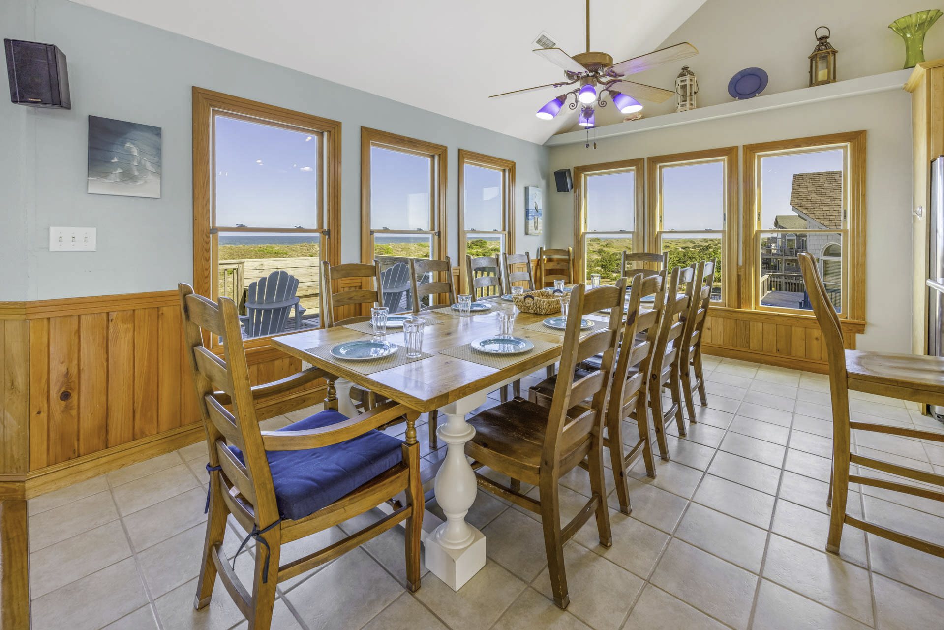 Surf Or Sound Realty 80 Forever Waves Dining Area 1 Edit