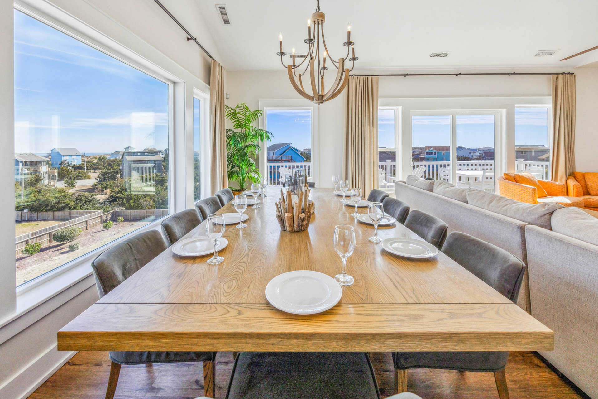 Surf Or Sound Realty 862 Perfect 10 Dining Area 3