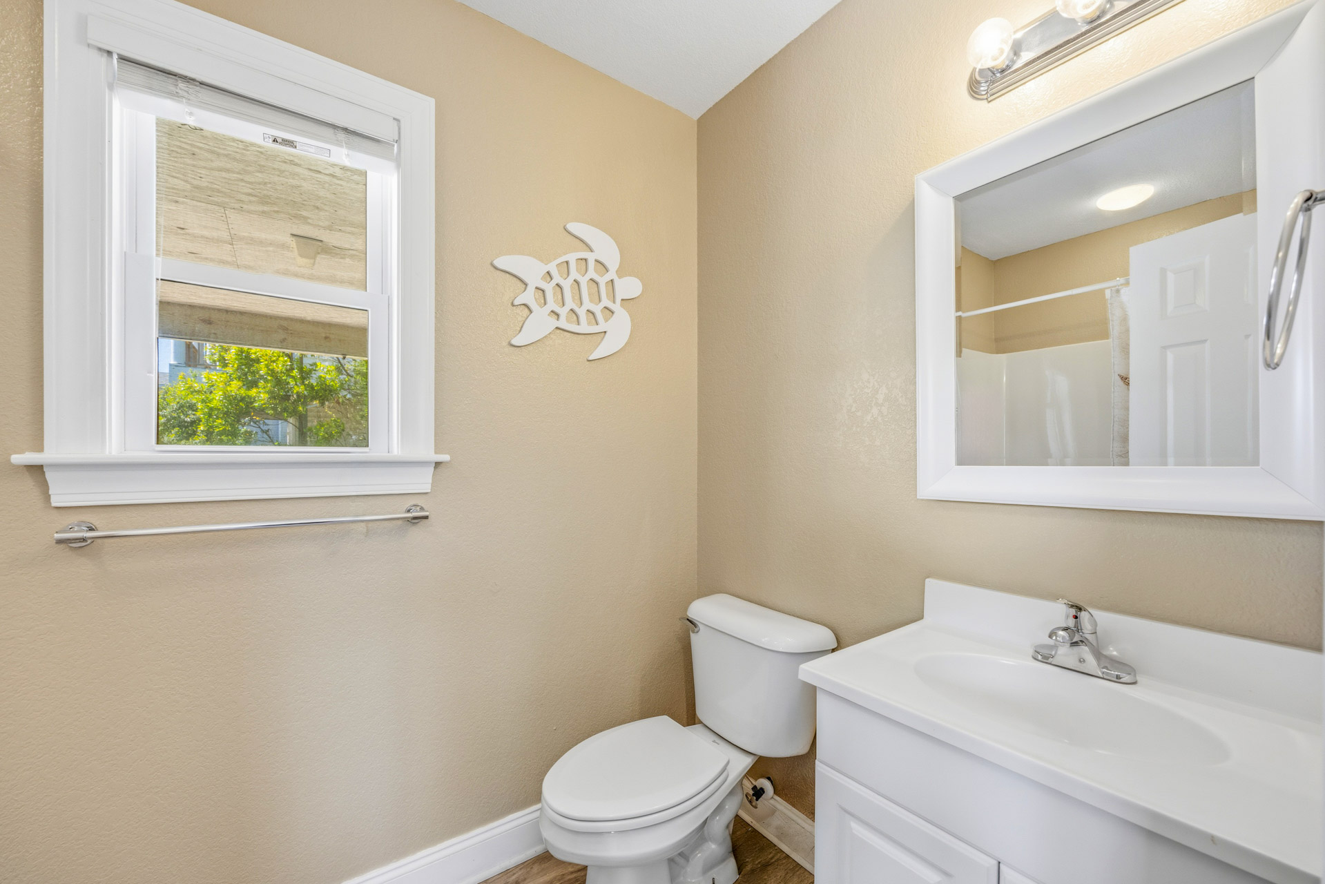Surf Or Sound Realty 1249 Temptation Bedroom 4 3