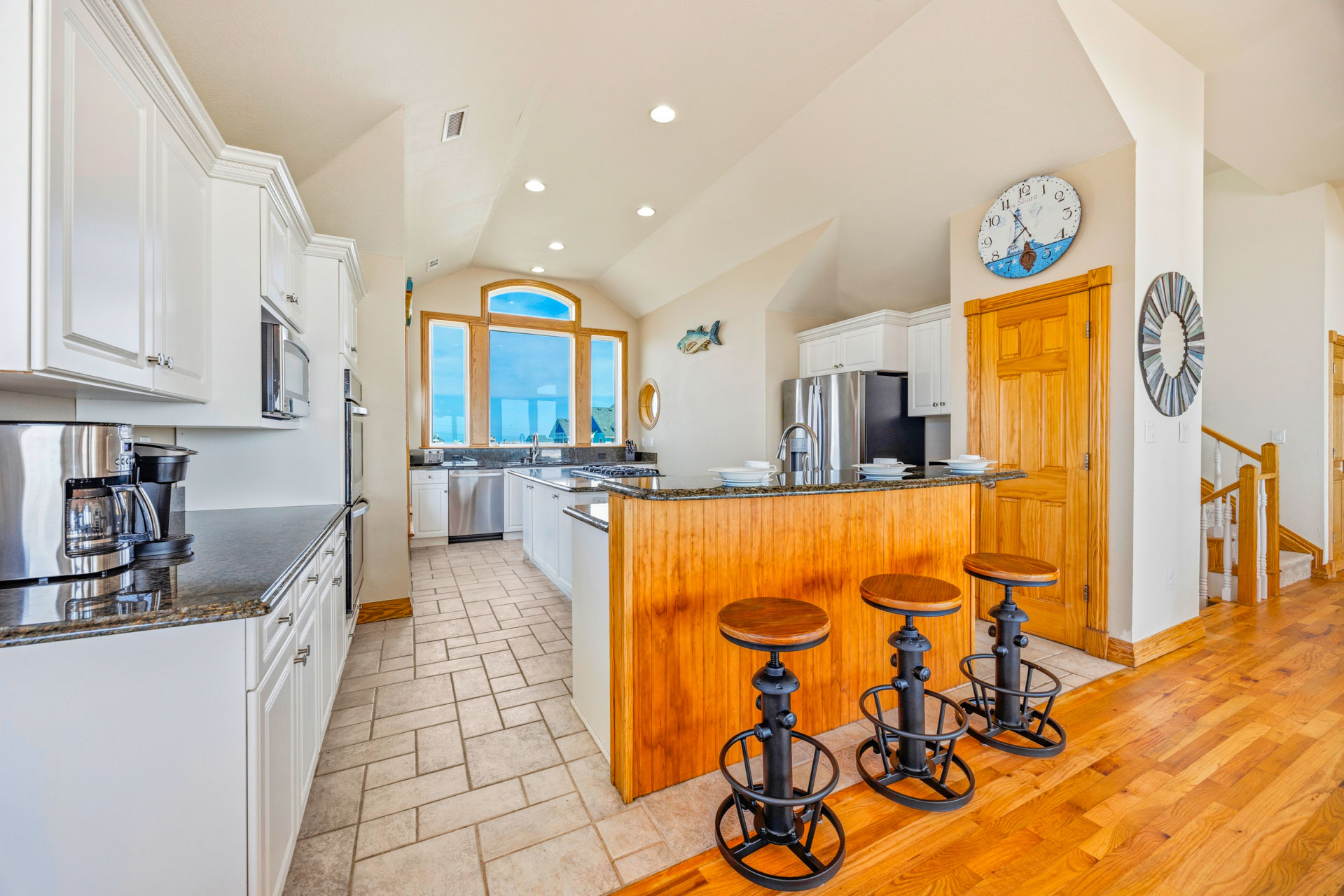 Surf Or Sound Realty 1126 Splash Landing Kitchen 1