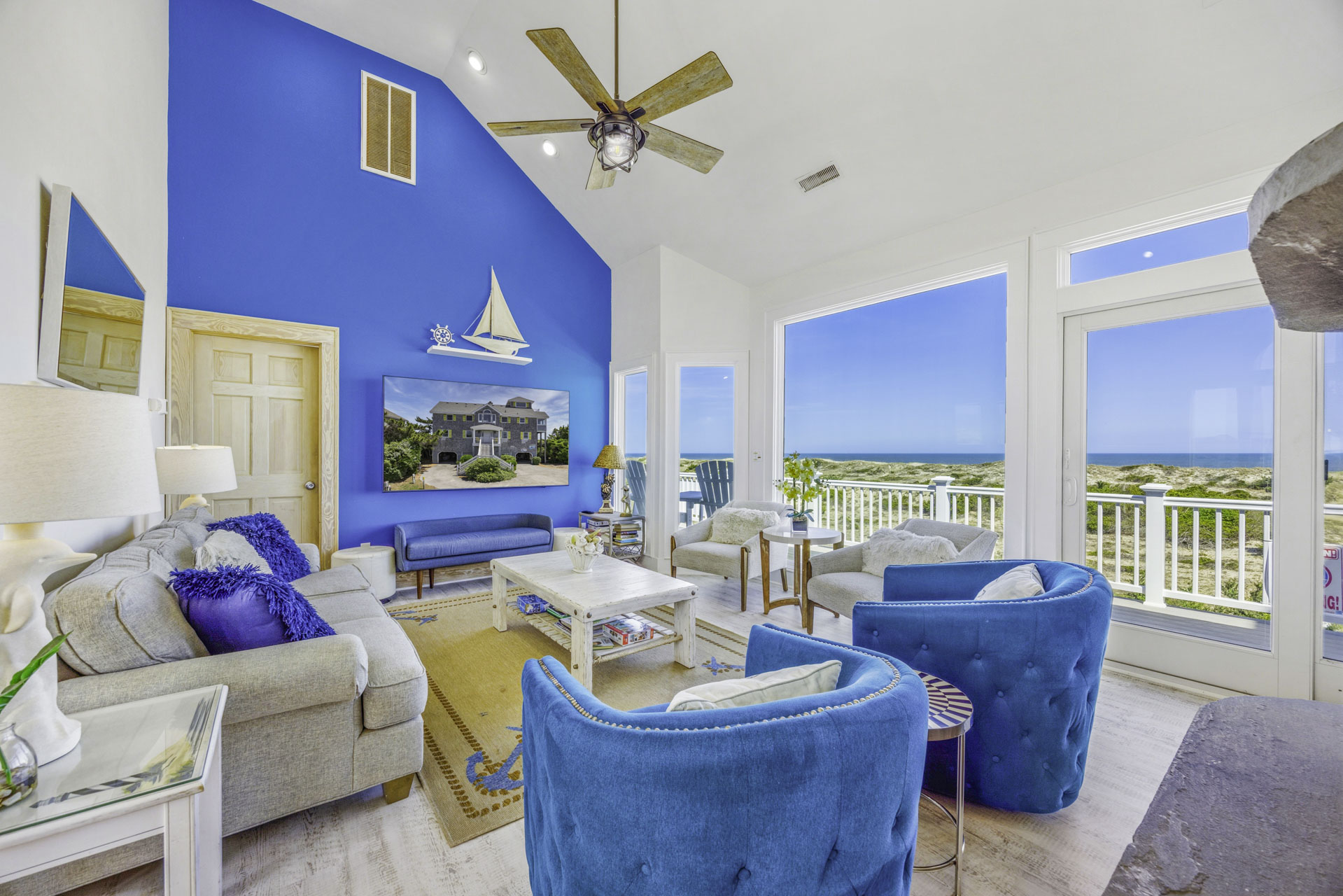 Surf Or Sound Realty 1040 Dolphins Watch Great Room 1