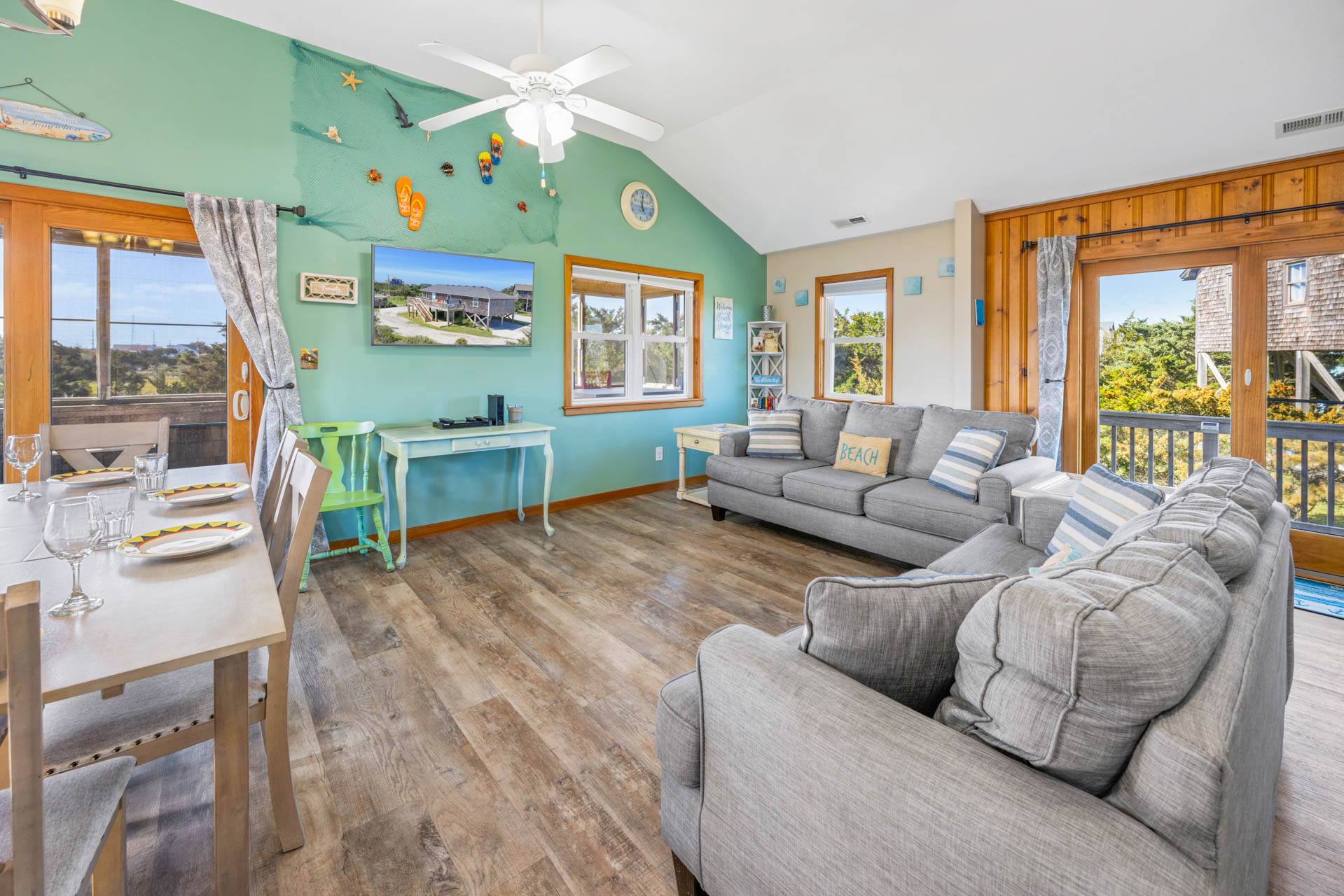 Surf Or Sound Realty 1109 Down By The Dunes Great Room 1