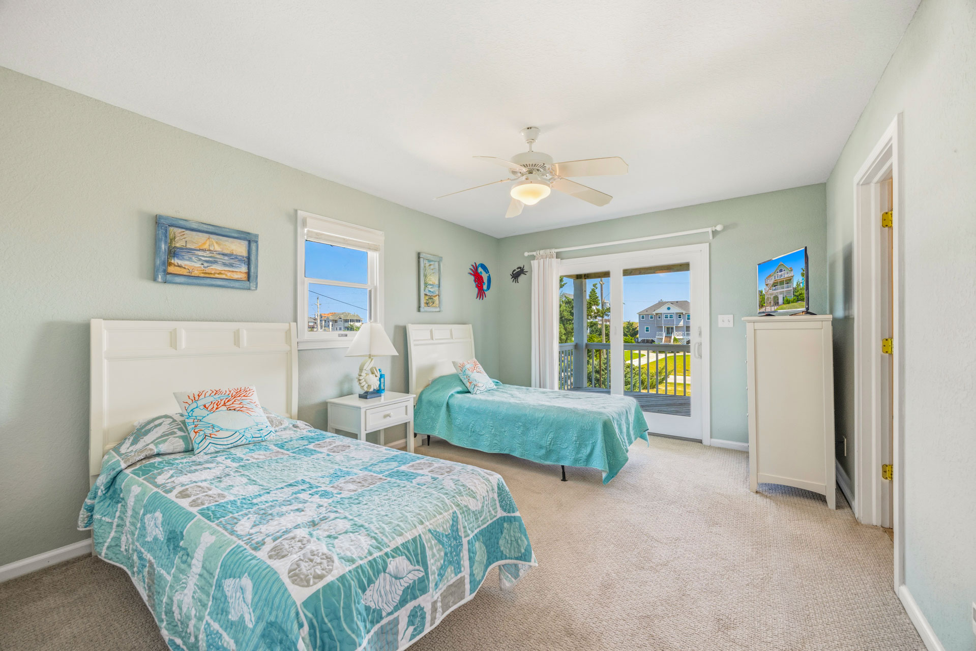 Surf Or Sound Realty 868 Forever Sunshine Bedroom 4