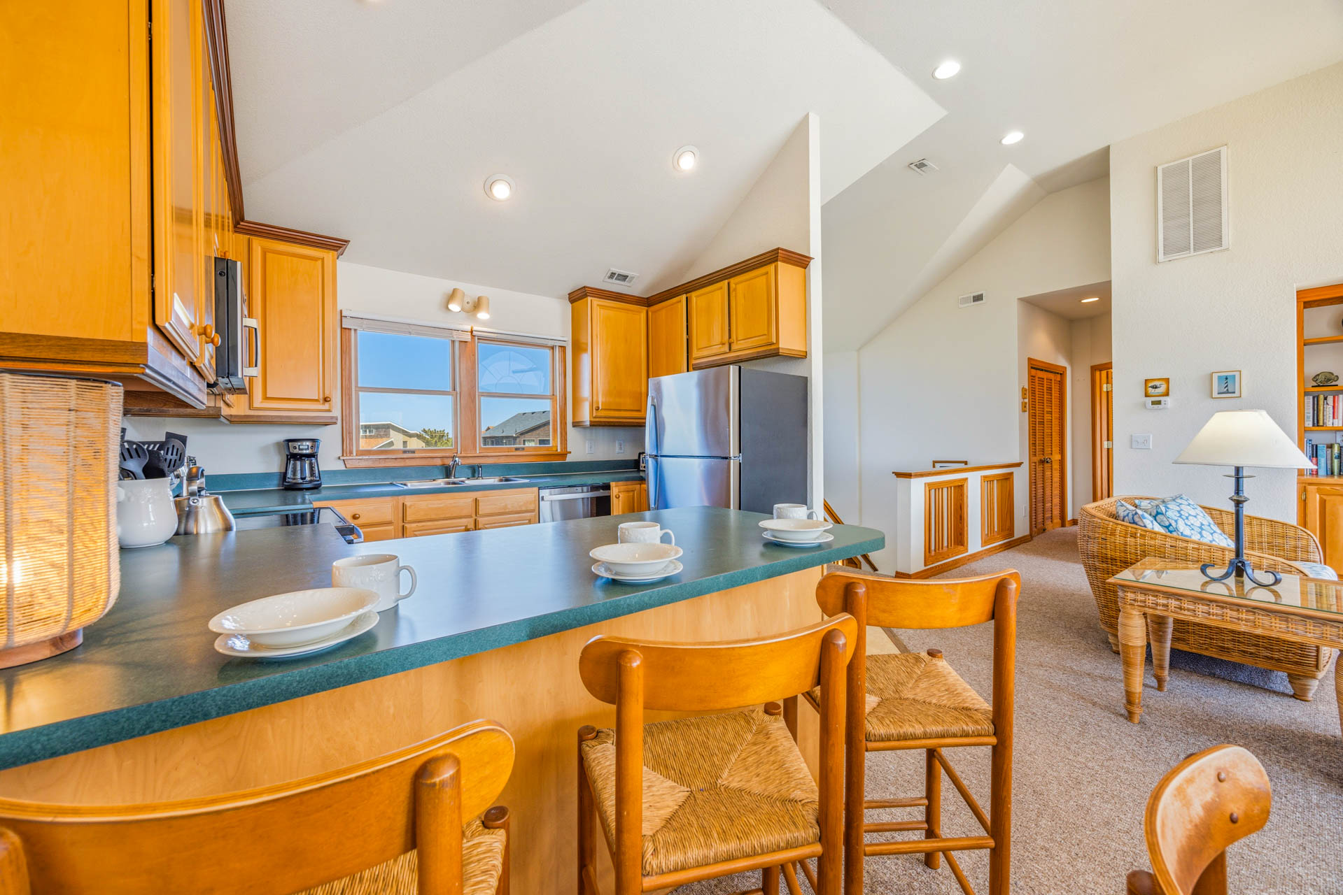 Surf Or Sound Realty 767 Beachcomber Kitchen 1