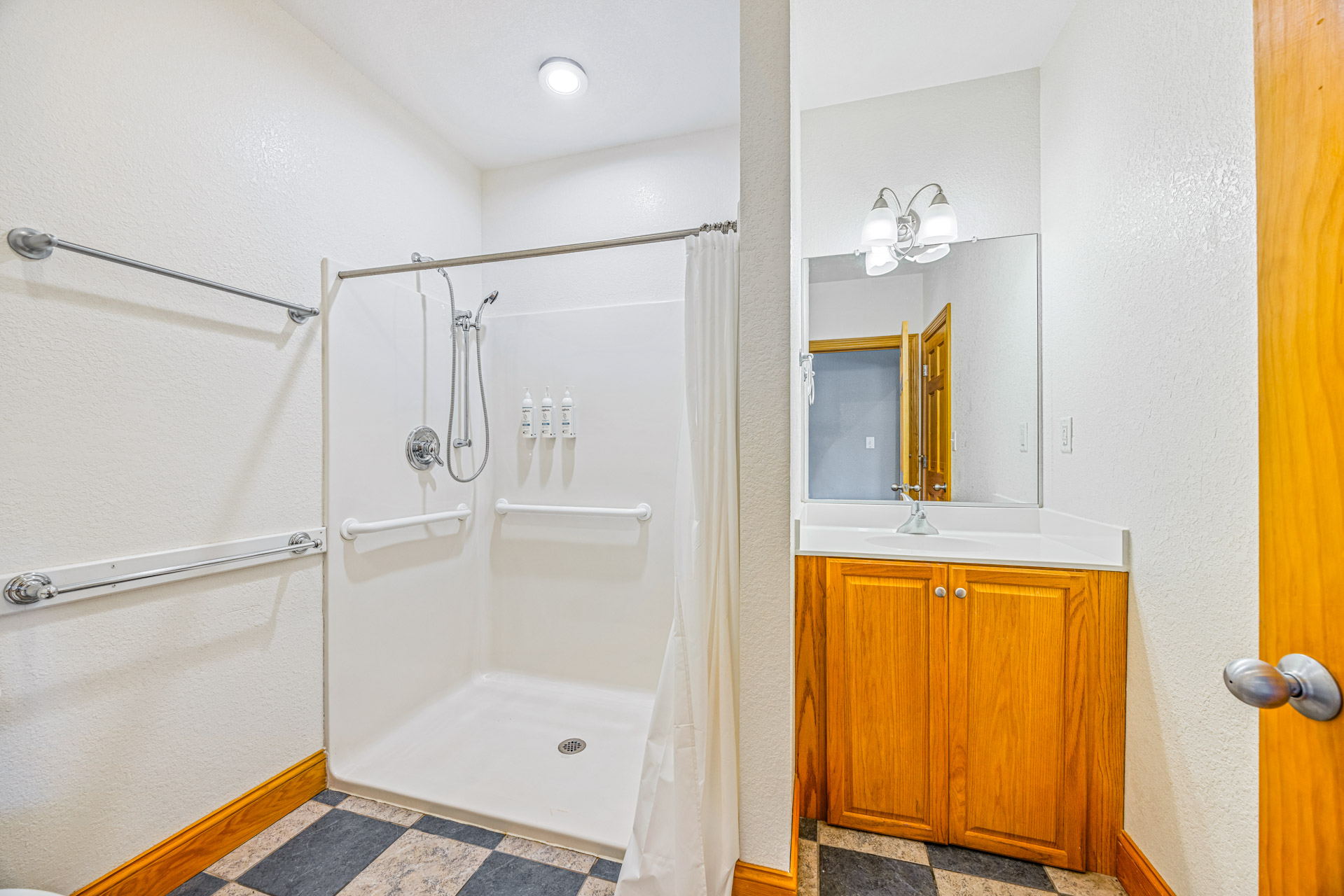 Surf Or Sound Realty 1251 Whispering Sands Bedroom 6 2