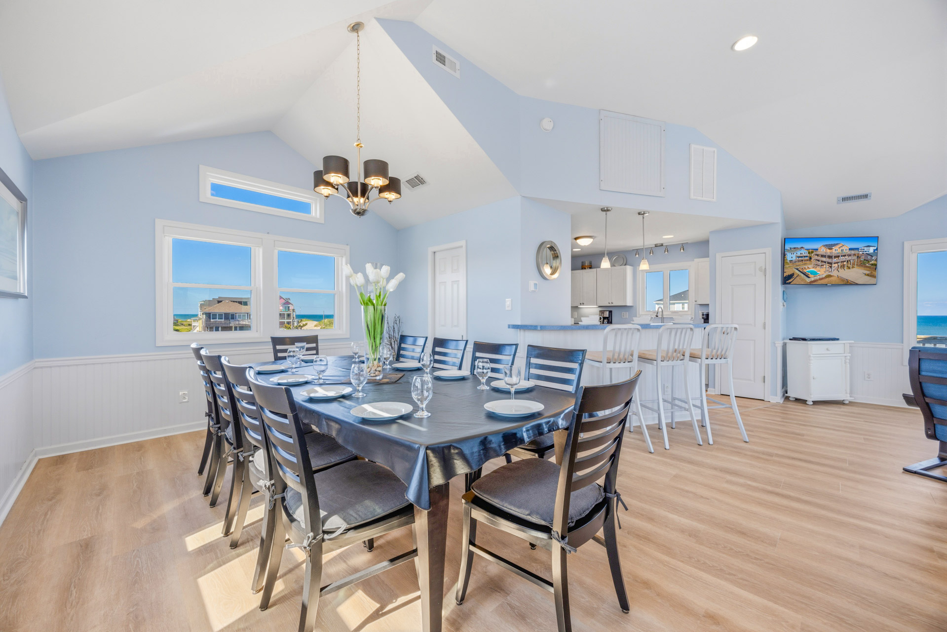 Surf Or Sound Realty 1223 Sunsets In Rodanthe Dining Area 2