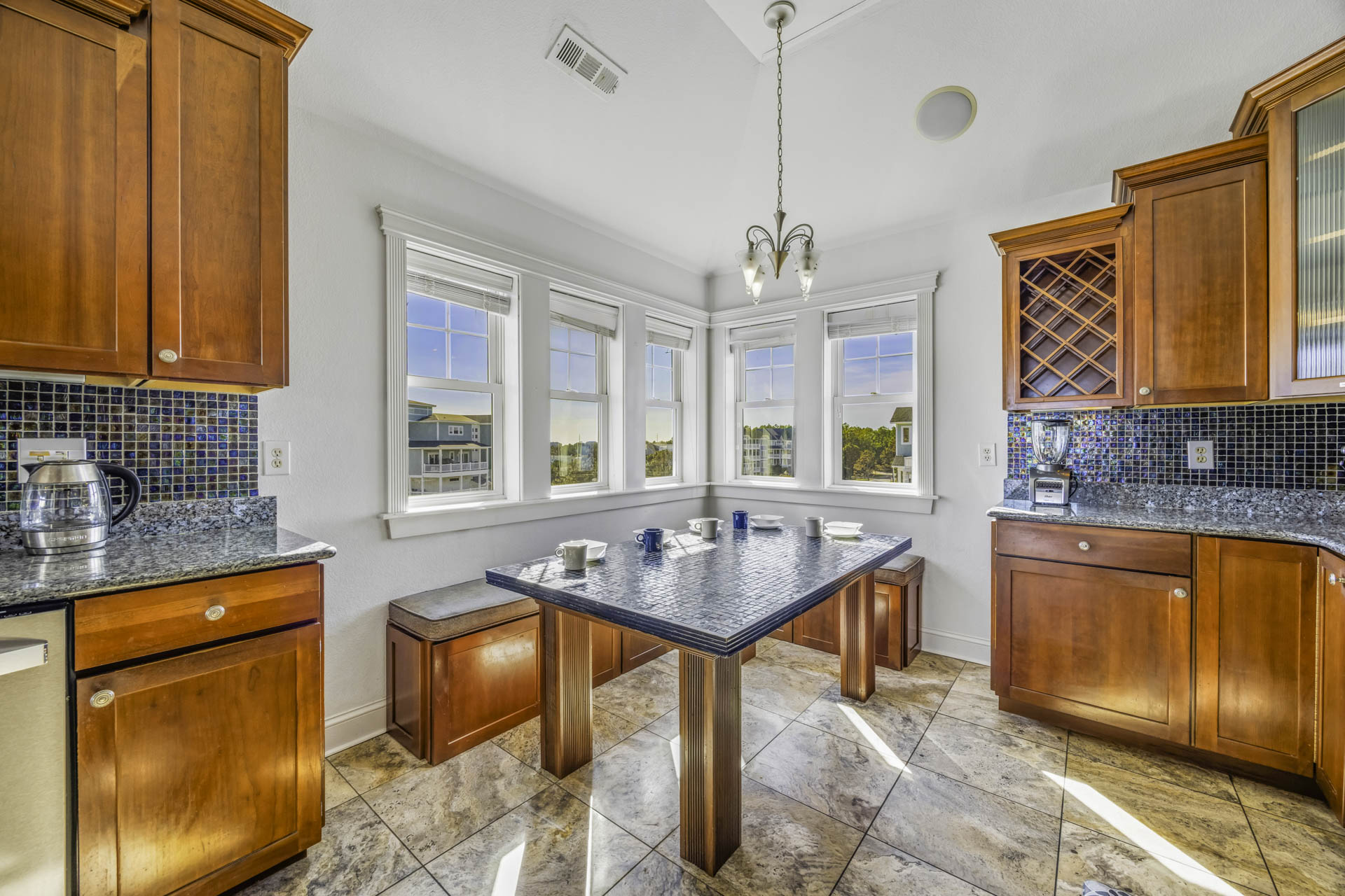 Surf Or Sound Realty 564 High Seas Kitchen 3