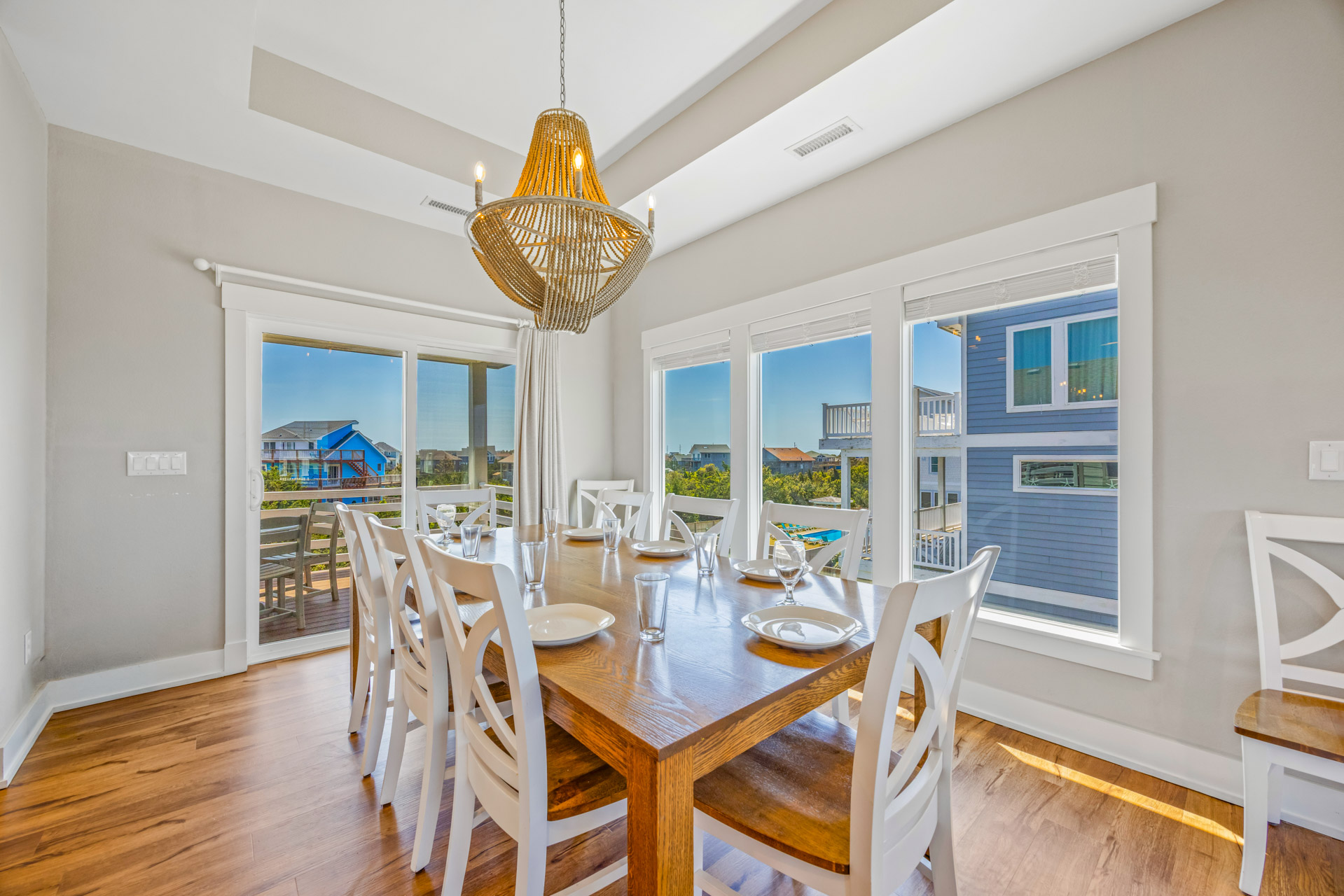 Surf Or Sound Realty 884 Starfish Story Dining Area 2