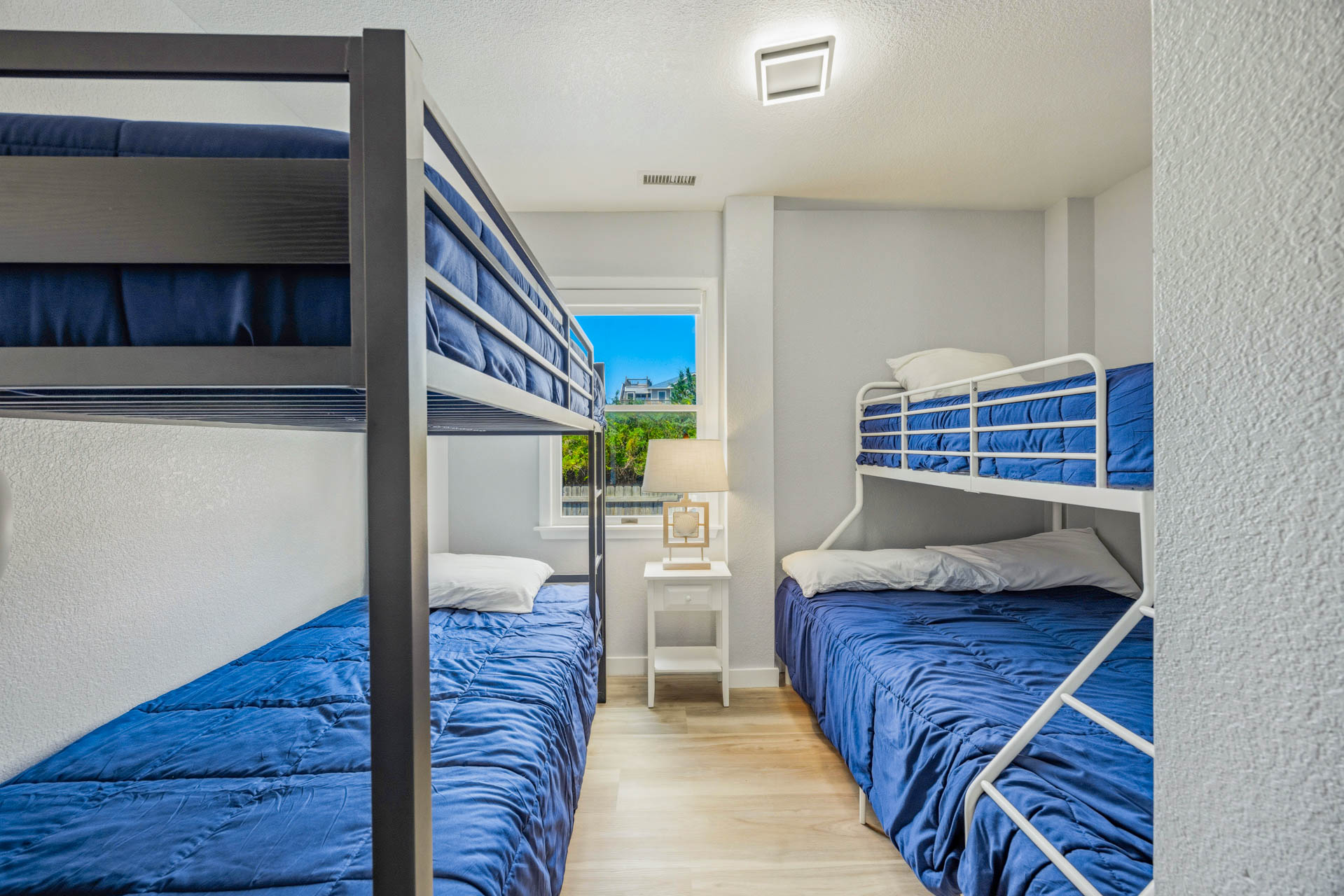 Surf Or Sound Realty 1245 Blue Wahoo Bedroom 5 3