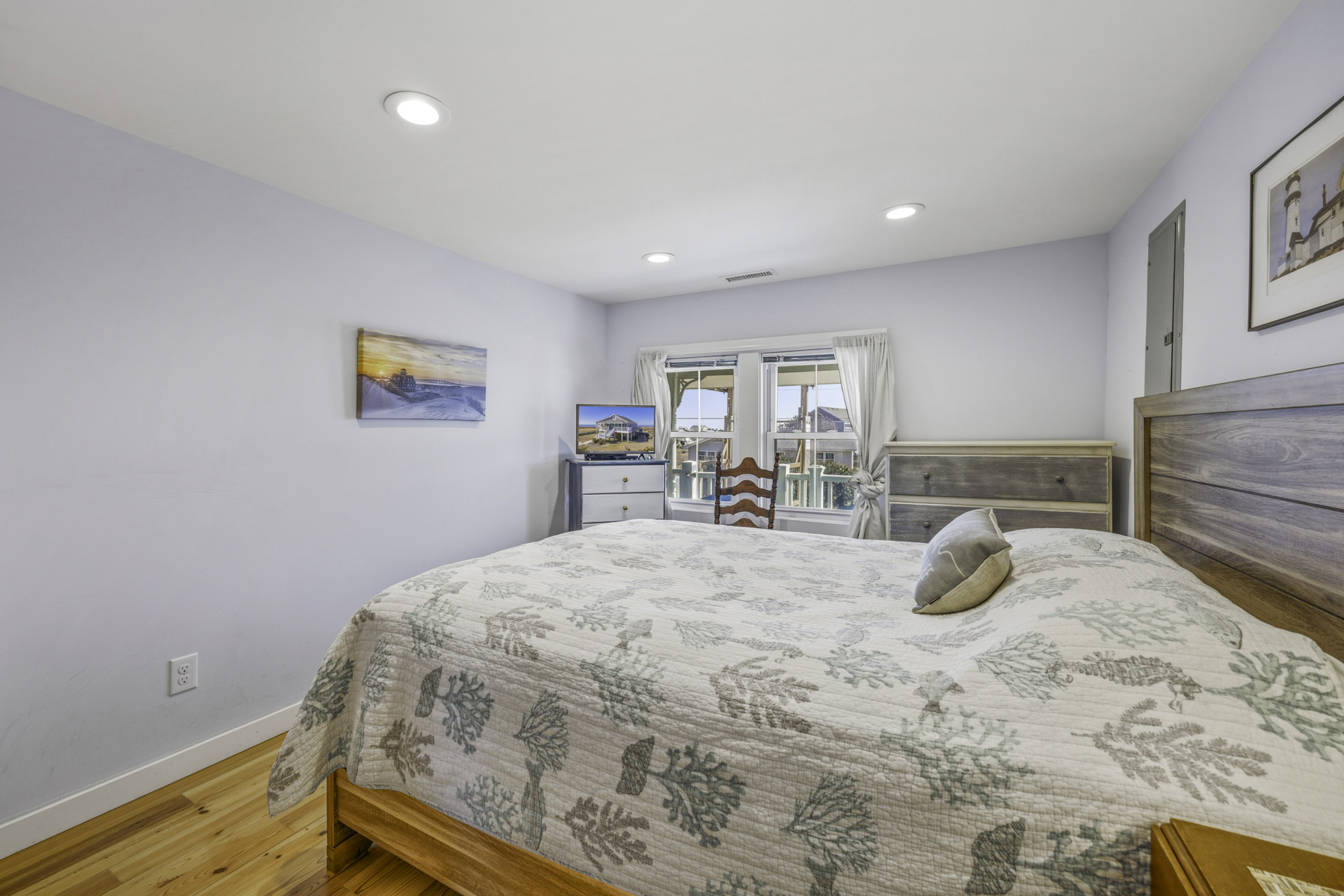 Surf Or Sound Realty 940 Bubba's Last Resort Bedroom 2 1