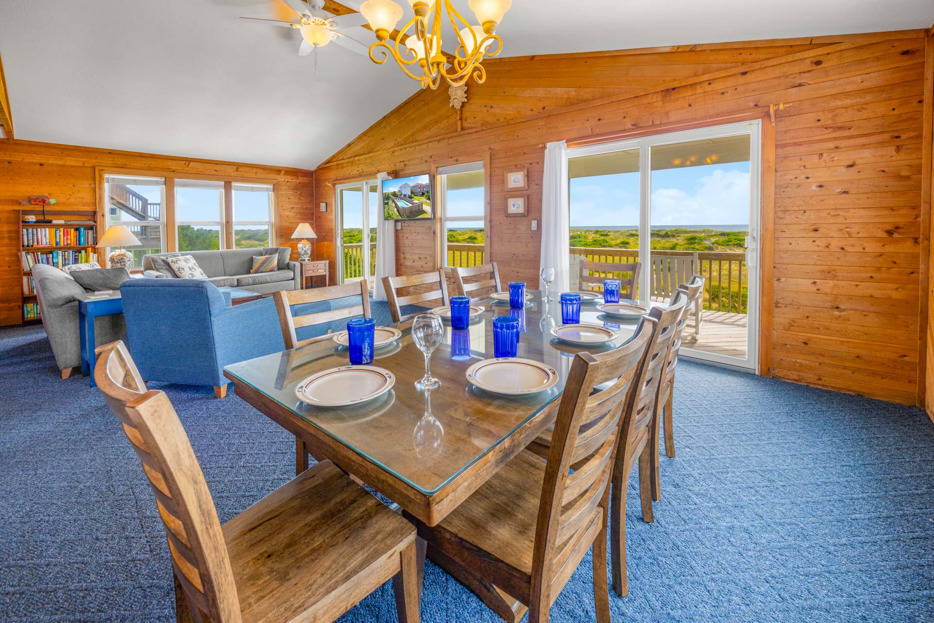 Surf Or Sound Realty 463 Casa Mare Dining Area 3