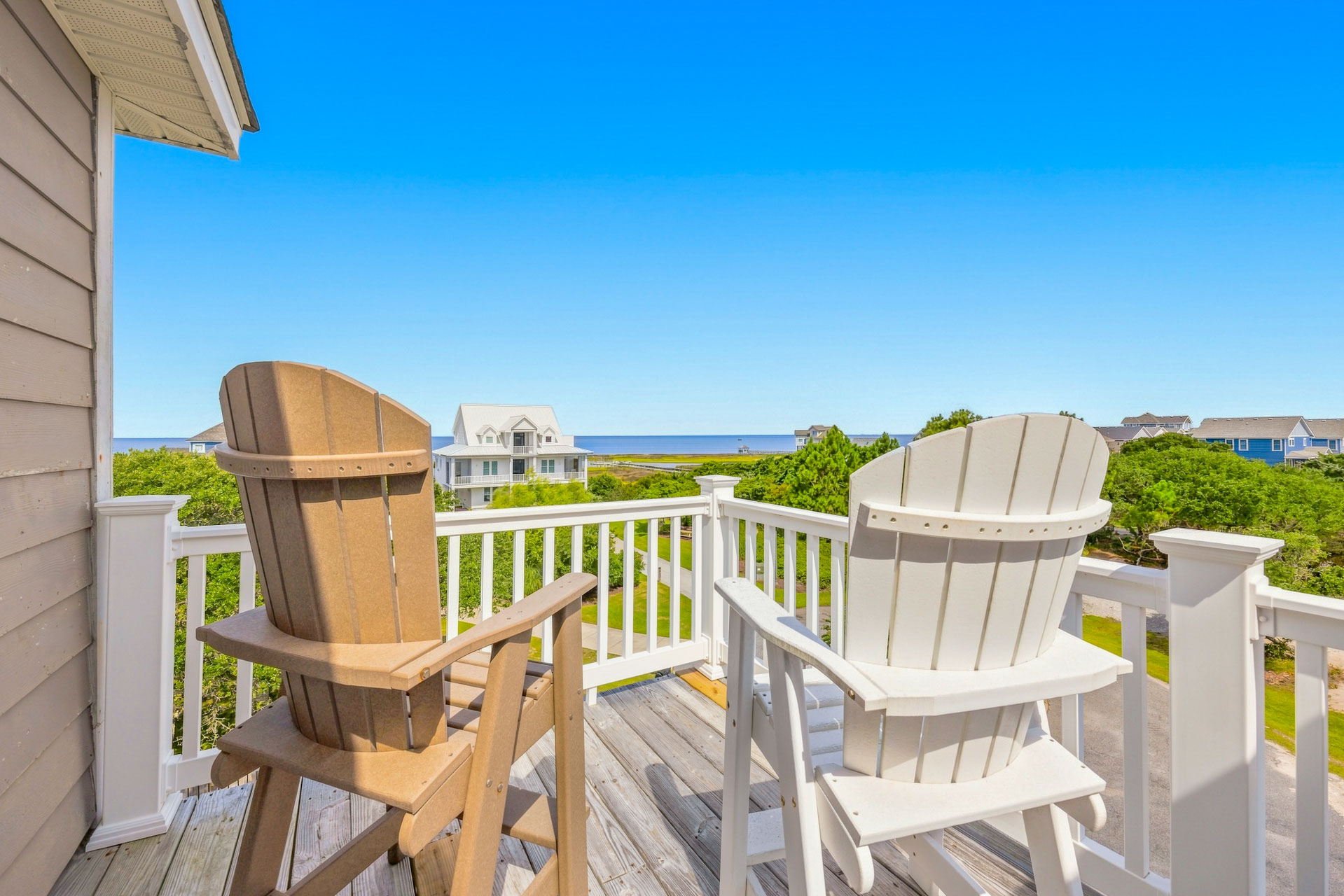 Surf Or Sound Realty 1255 Villa Dolce Vita Deck 2