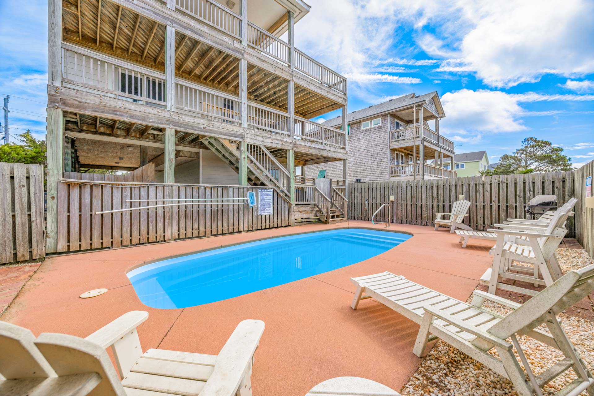 Surf Or Sound Realty 458 Waves Daze Pool Area 3