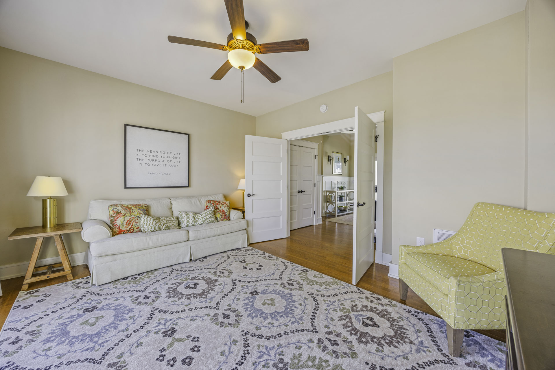 Surf Or Sound Realty 836 Hatteras Grander Den 2