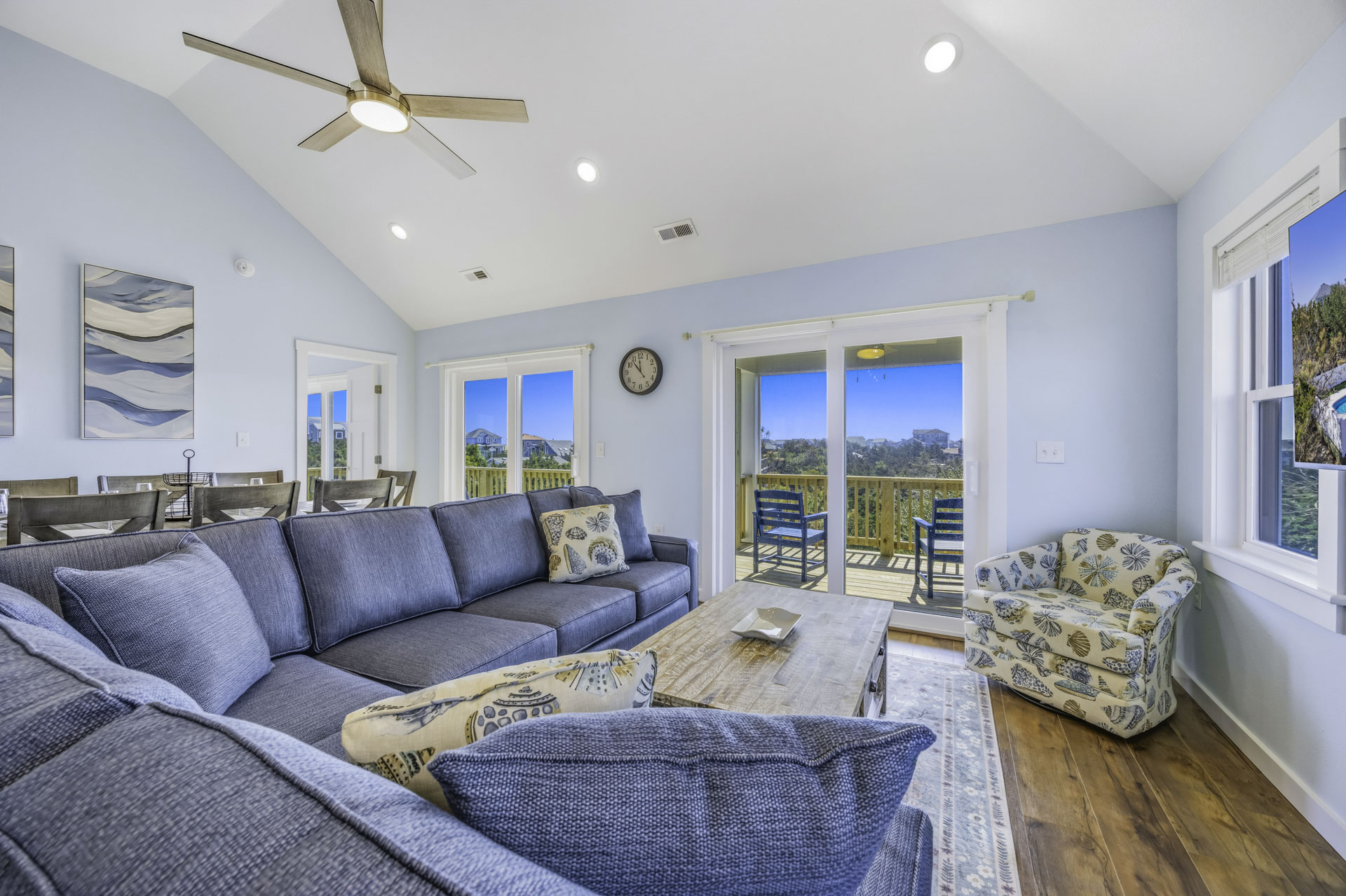 Surf Or Sound Realty 1237 Bella Salvo Great Room 5