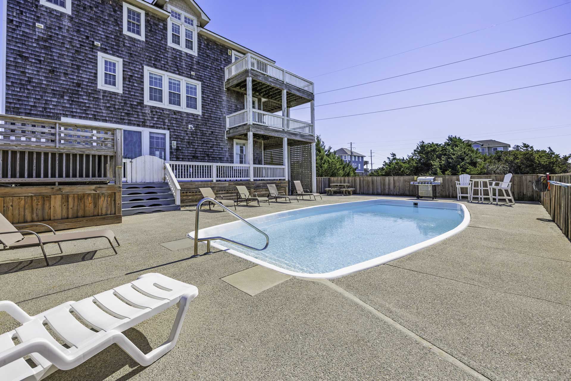 Surf Or Sound Realty 584 Skipper's Gig Pool Area 2