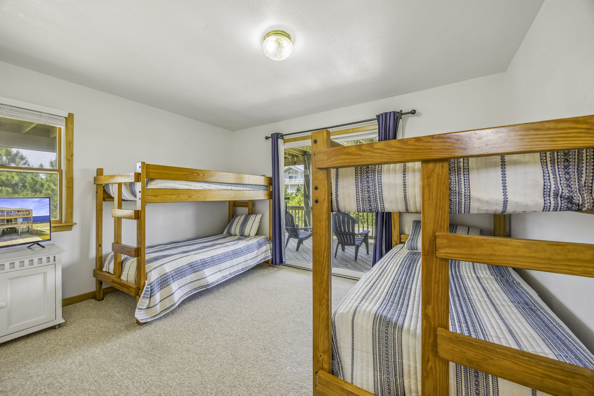 Surf Or Sound Realty 1244 Lokey Livin Bedroom 4