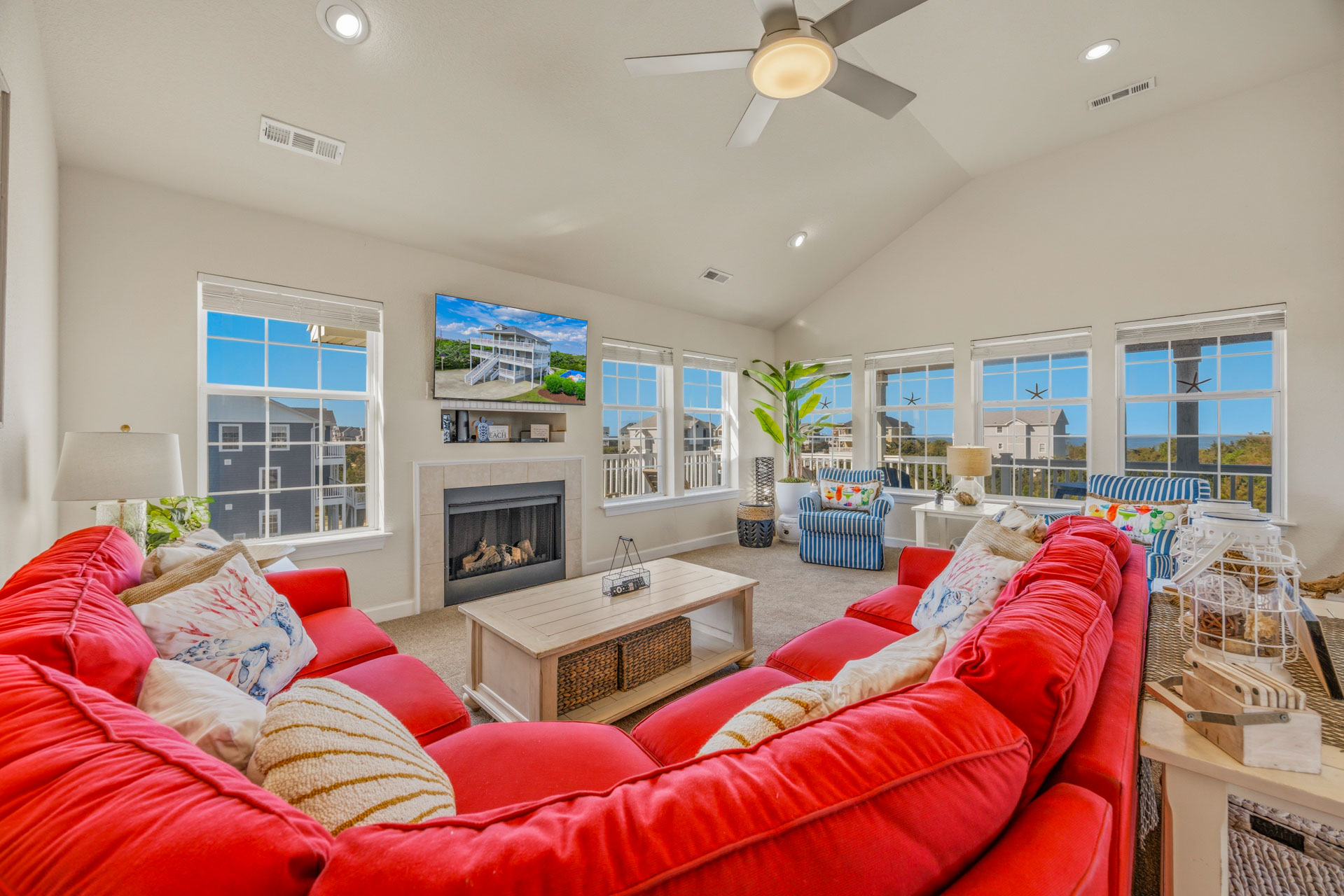 Surf Or Sound Realty 823 Sounds Good 2 Me Great Room 1