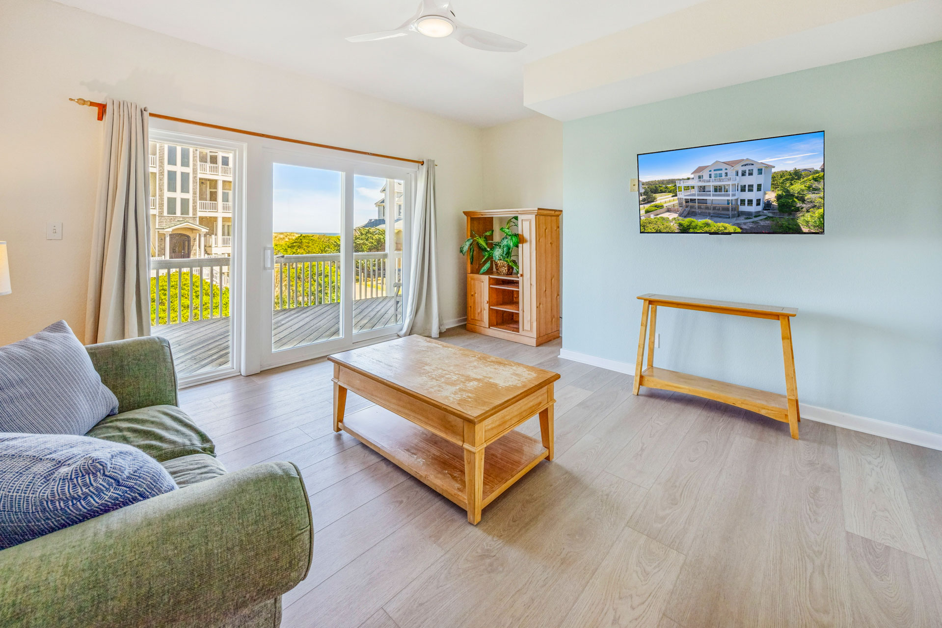 Surf Or Sound Realty 330 Legasea Media Room