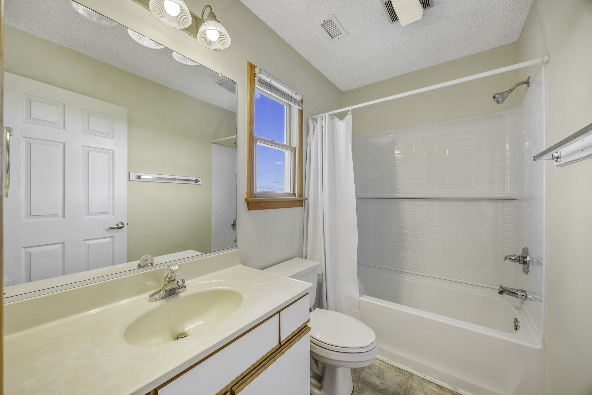 Surf Or Sound Realty 753 Longview Bedroom 4 1