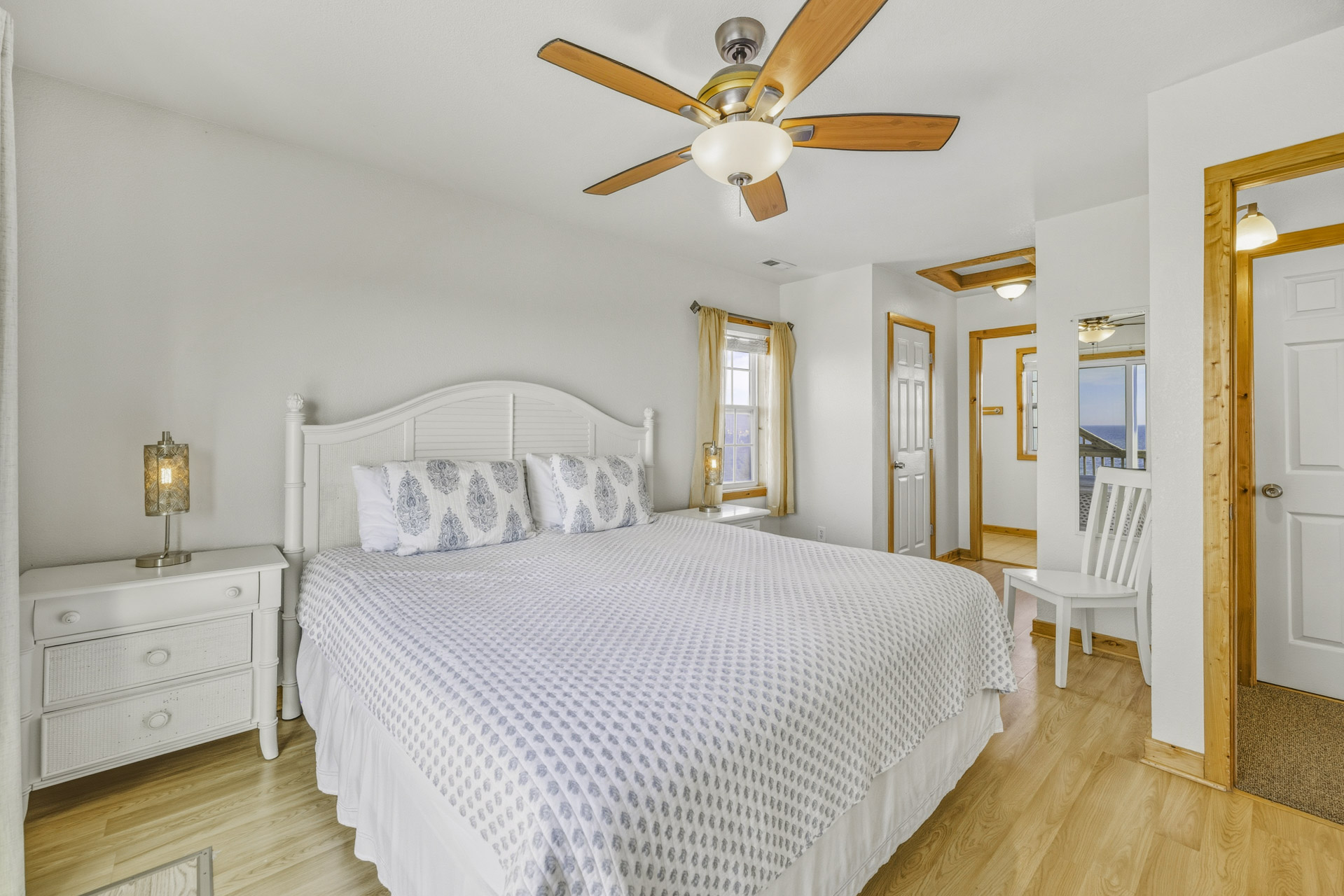 Surf Or Sound Realty 1047 LV 2 Kite Bedroom 1 2