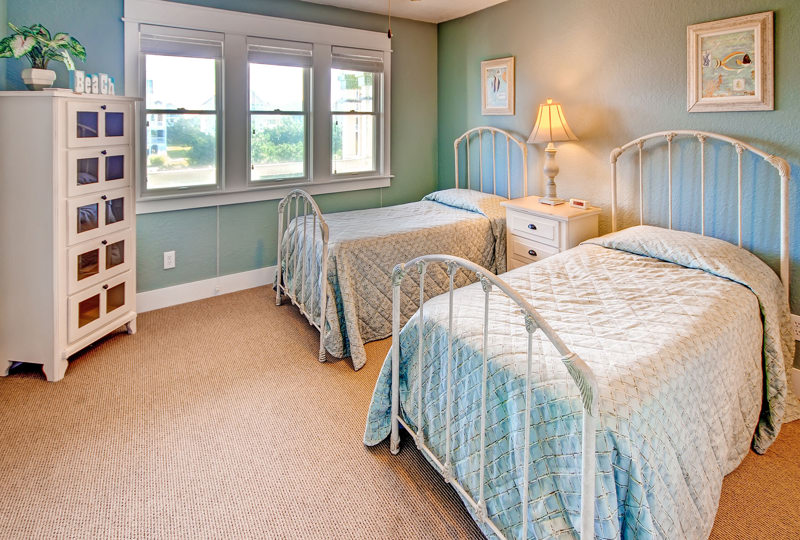 Sounds Terrific! 438 Surf or Sound