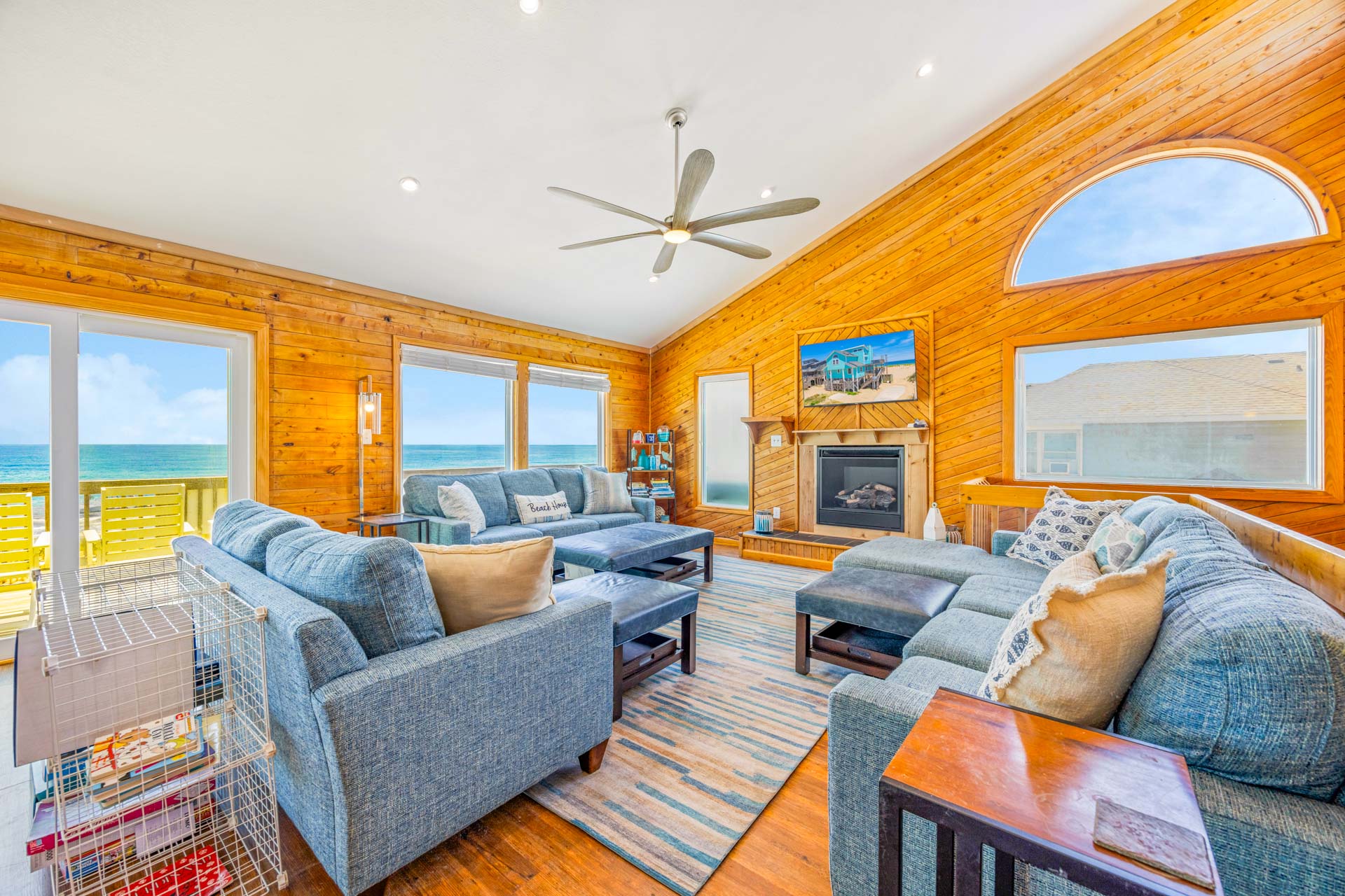 Surf Or Sound Realty 964 Seas The Day Great Room 2