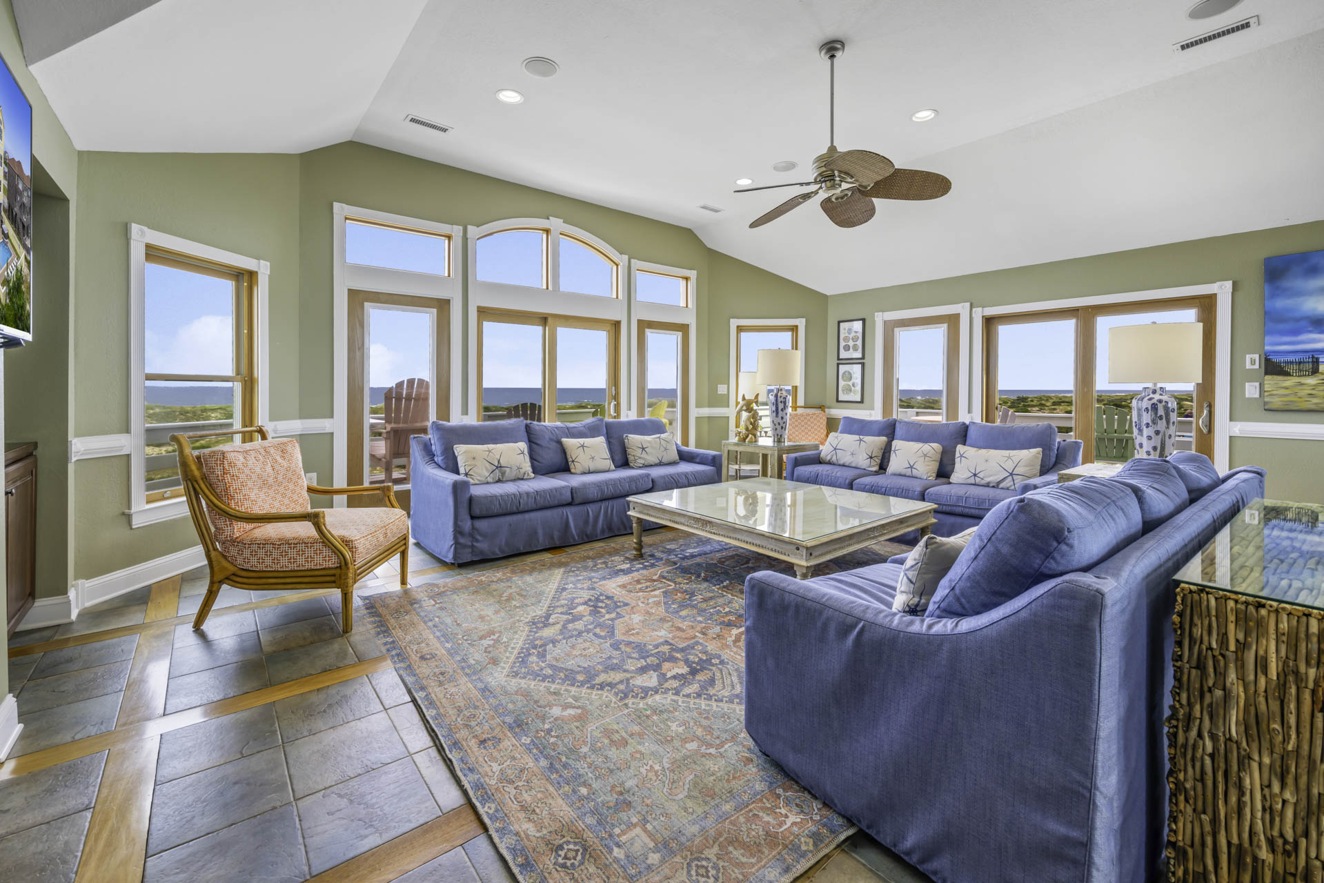 Surf Or Sound Realty 683 Rising Sun Great Room 6