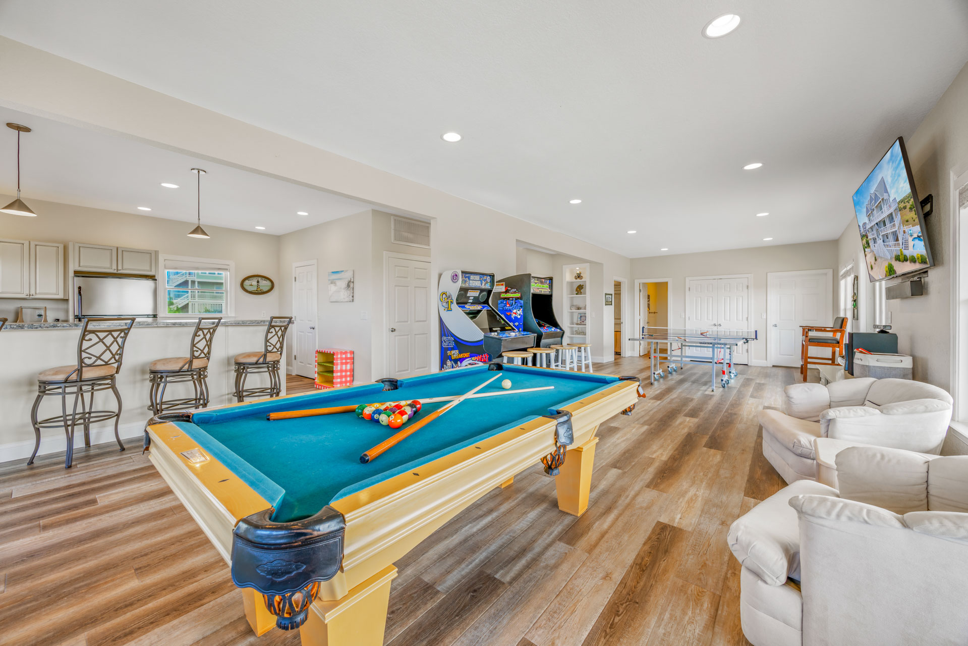 Surf Or Sound Realty 840 Lucky Oyster Game Room 4