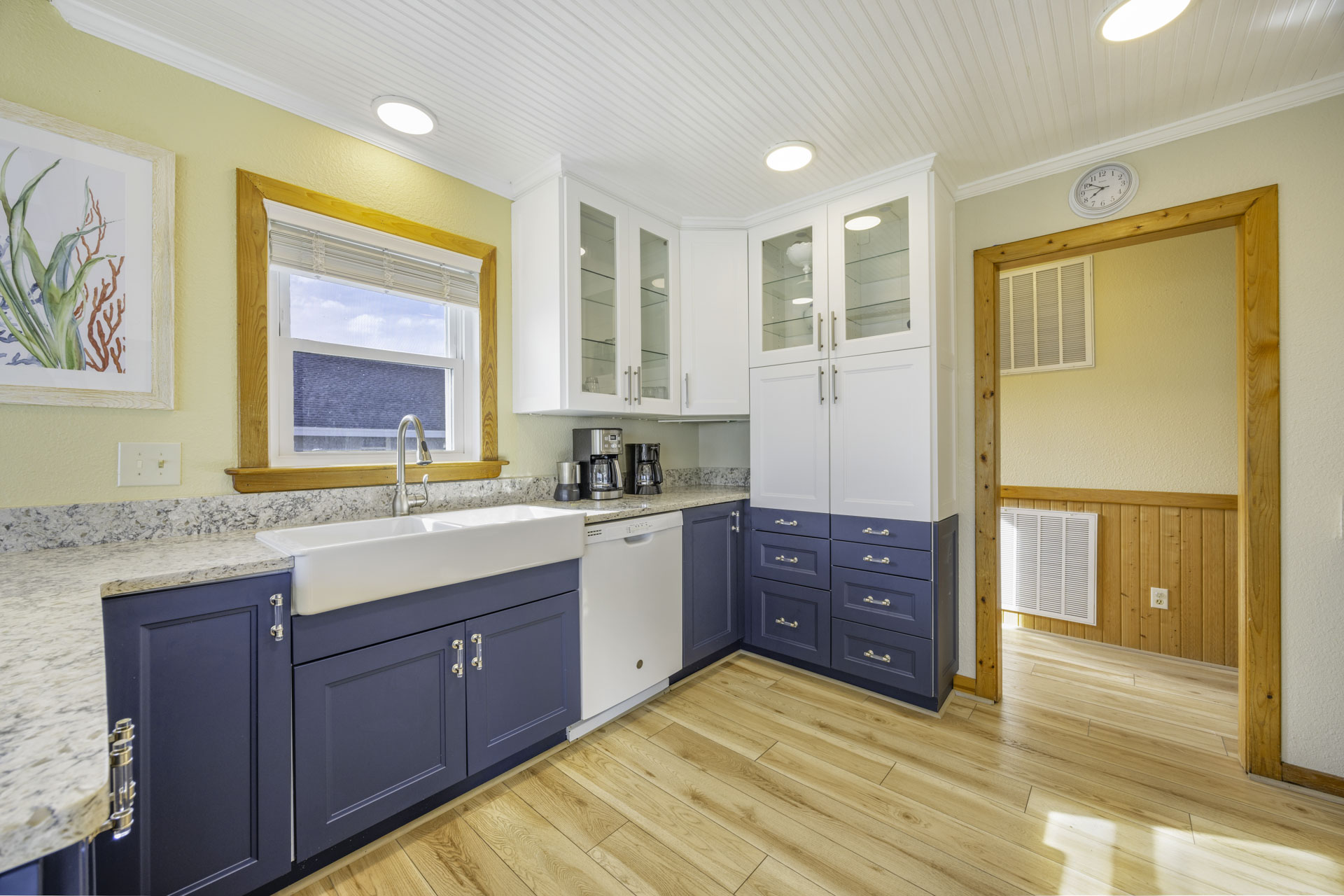 Surf Or Sound Realty 1205 1 To Sea Kitchen 2