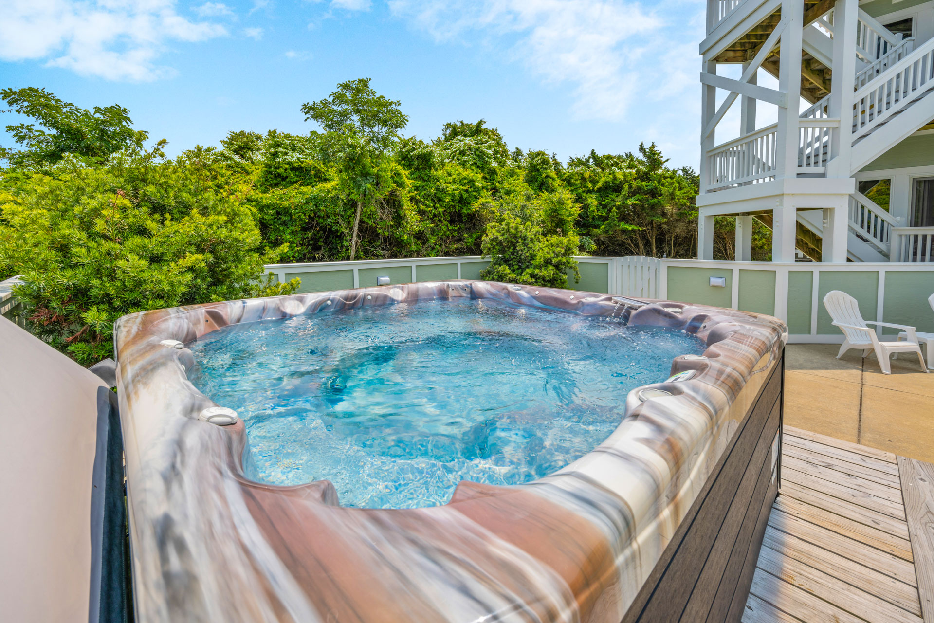 Surf Or Sound Realty 1067 Carolina Bliss Hot Tub