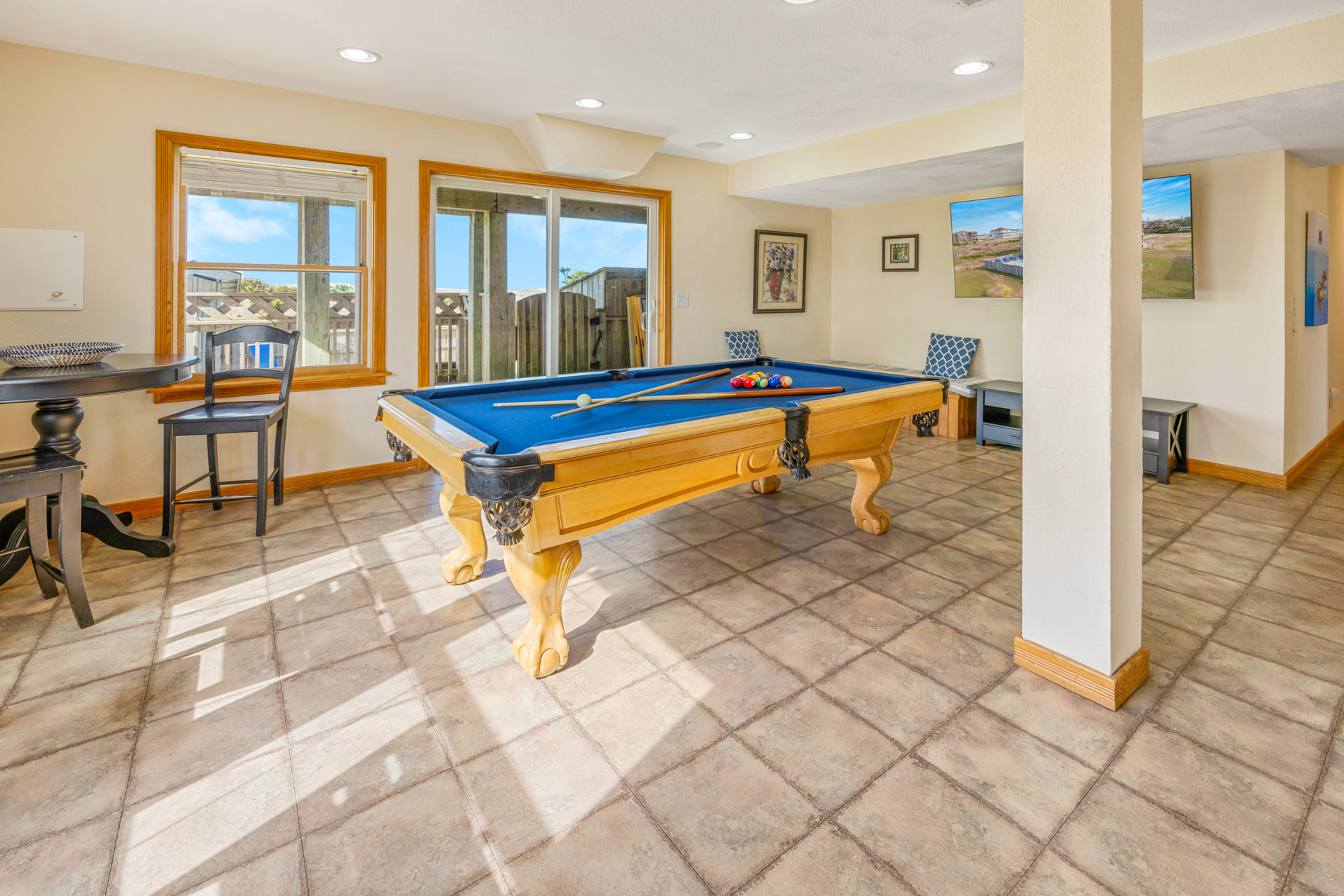 Surf Or Sound Realty 416 Bella Vista Game Room 4
