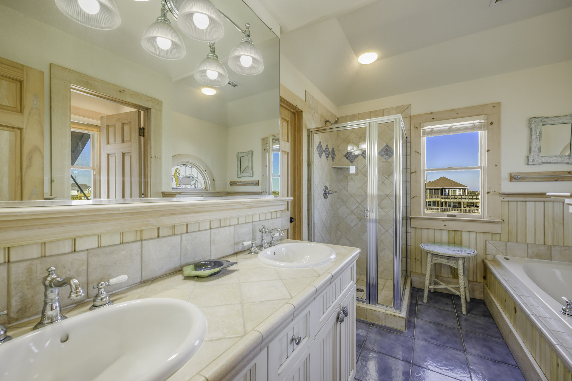 Surf Or Sound Realty 1232 Hatteras Memories Bedroom 1 3