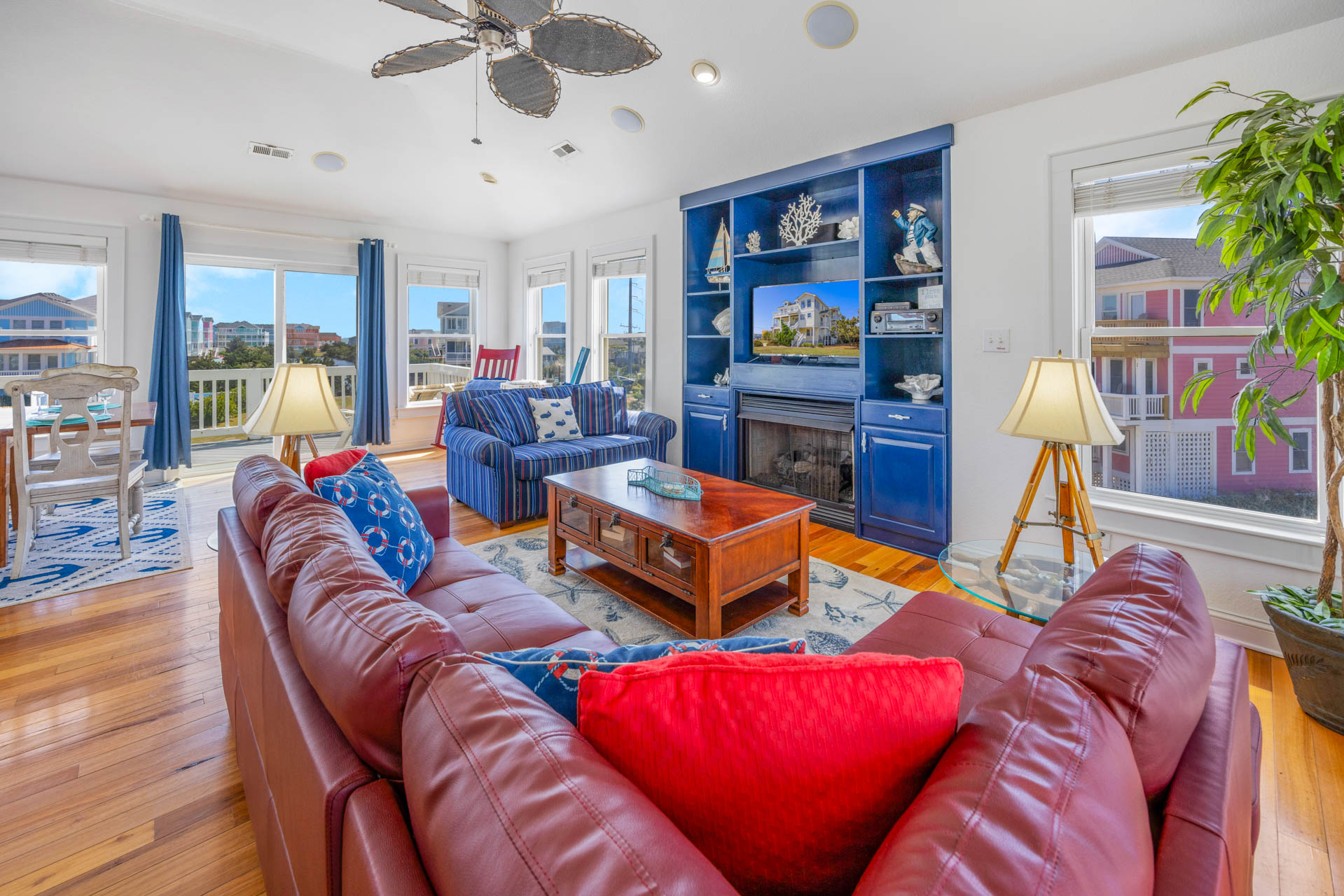 Surf Or Sound Realty 504 Sunny Shores Great Room 3