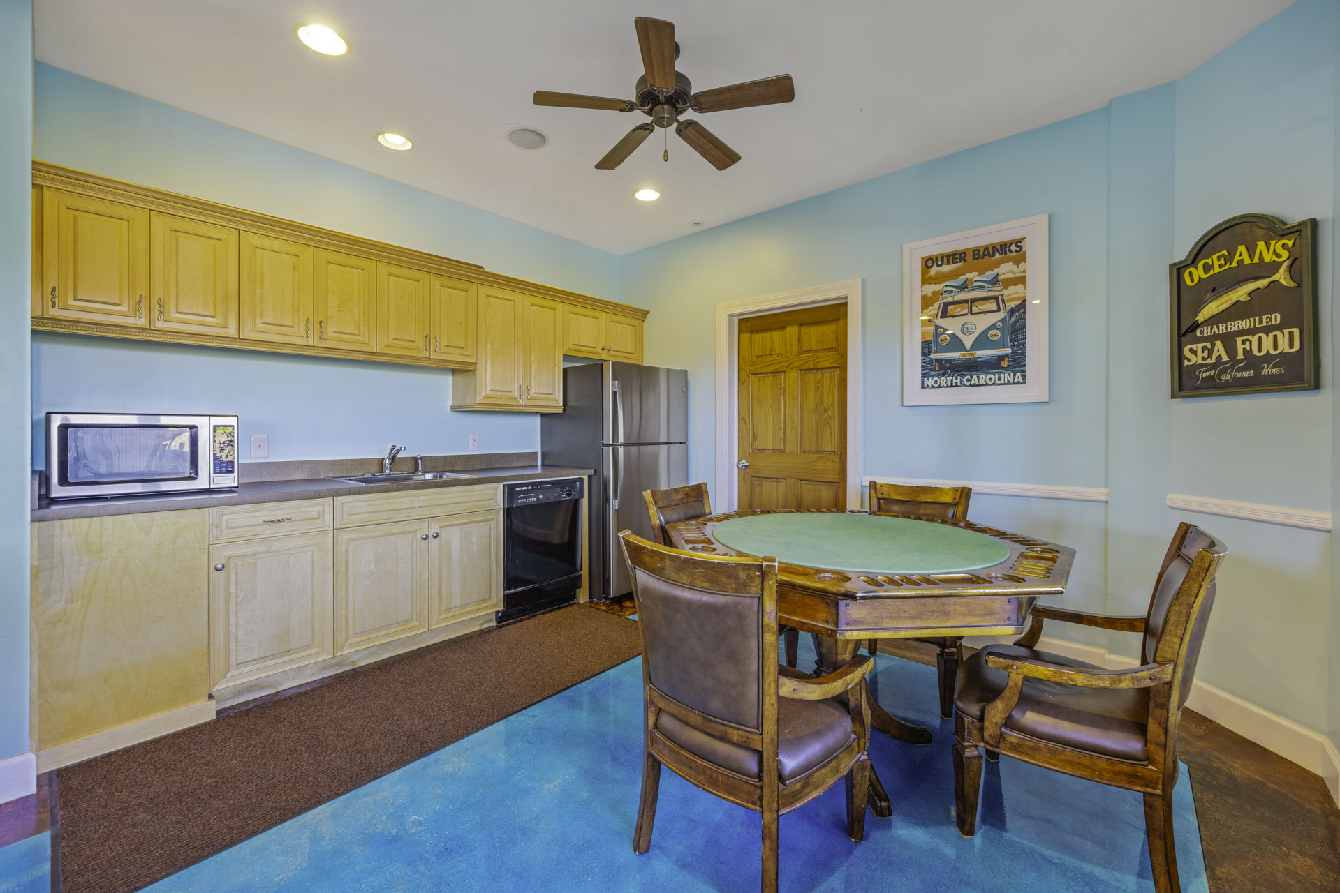 Surf Or Sound Realty 679 Sea Glass Game Room 5