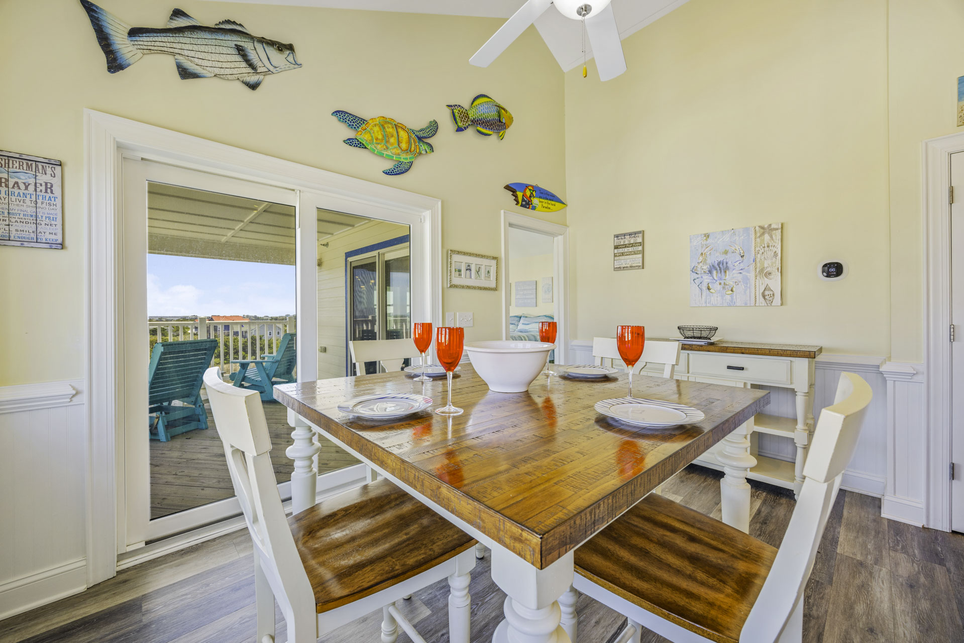 Surf Or Sound Realty 1104 Bay Dream Believer Dining Area 1