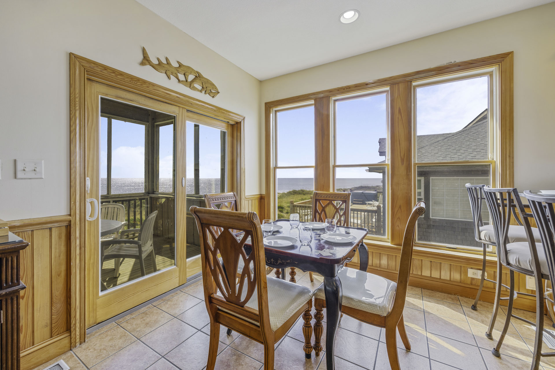 Surf Or Sound Realty 368 Sea Whisper Dining Area 1