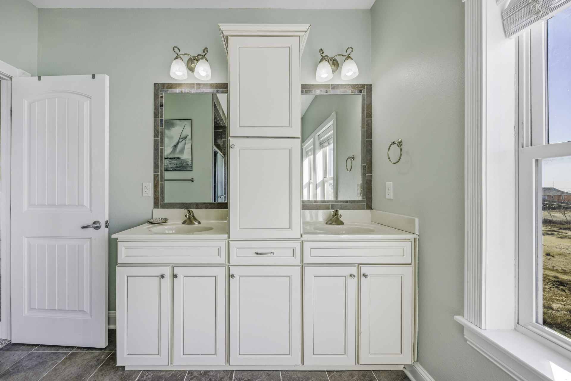 Surf Or Sound Realty 575 Rodanthe Paradise Bedroom 1 3